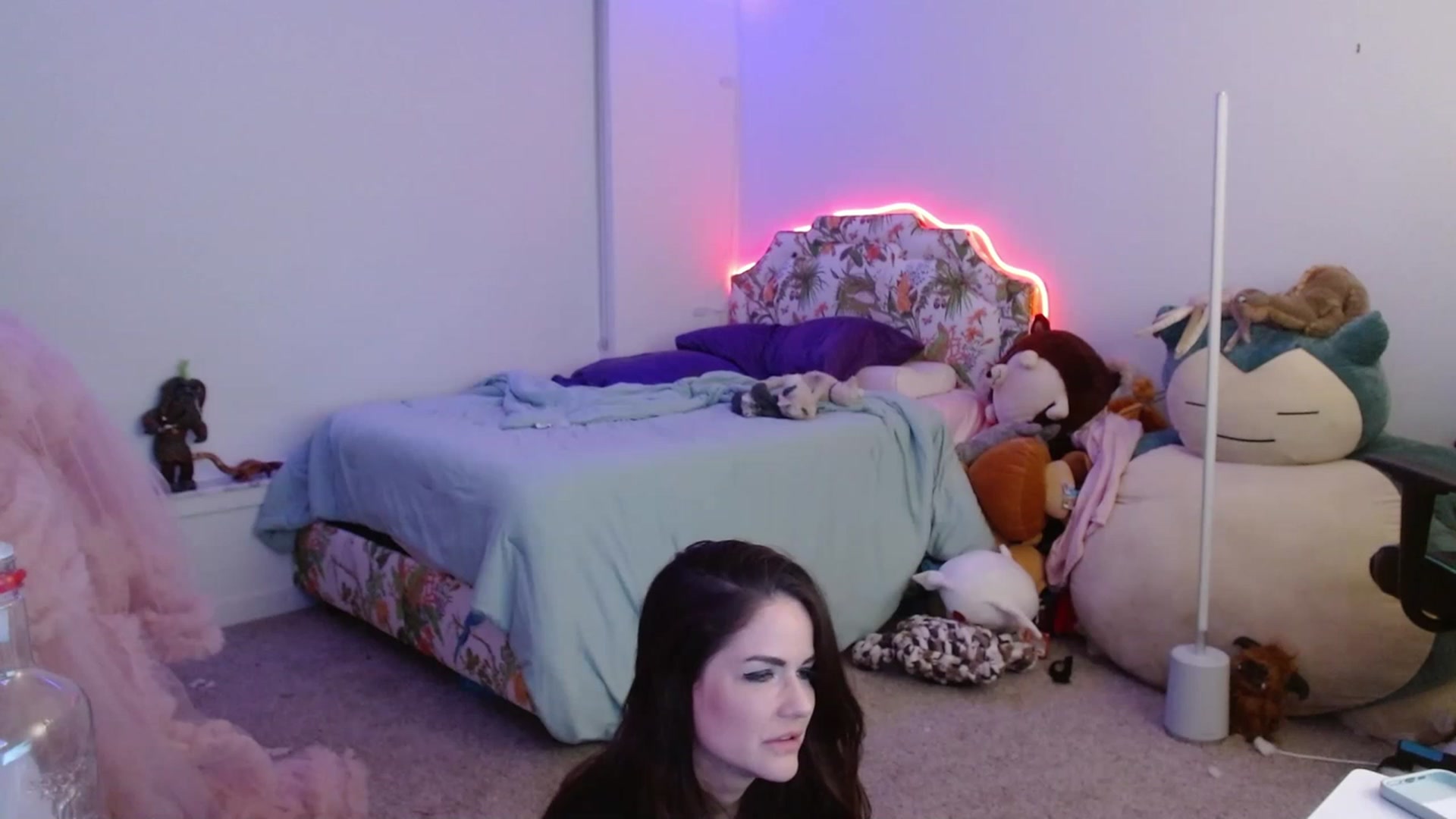 Gallery image thumbnail from DahliaIsDopey's myfreecams stream on, 12/11/2022, 06:05 image 17 of 20