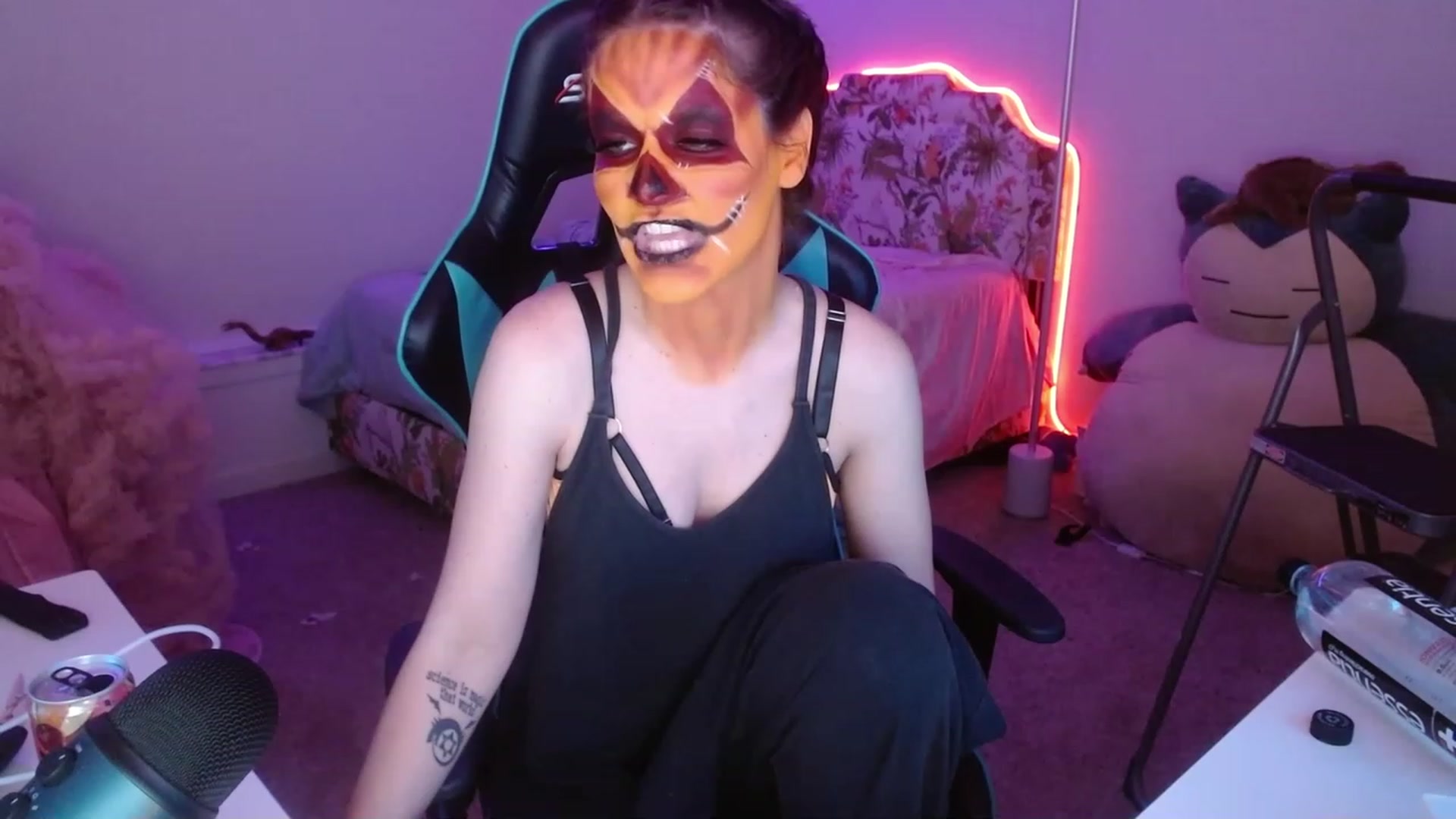 Gallery image thumbnail from DahliaIsDopey's myfreecams stream on, 01/21/2023, 04:41 image 15 of 20