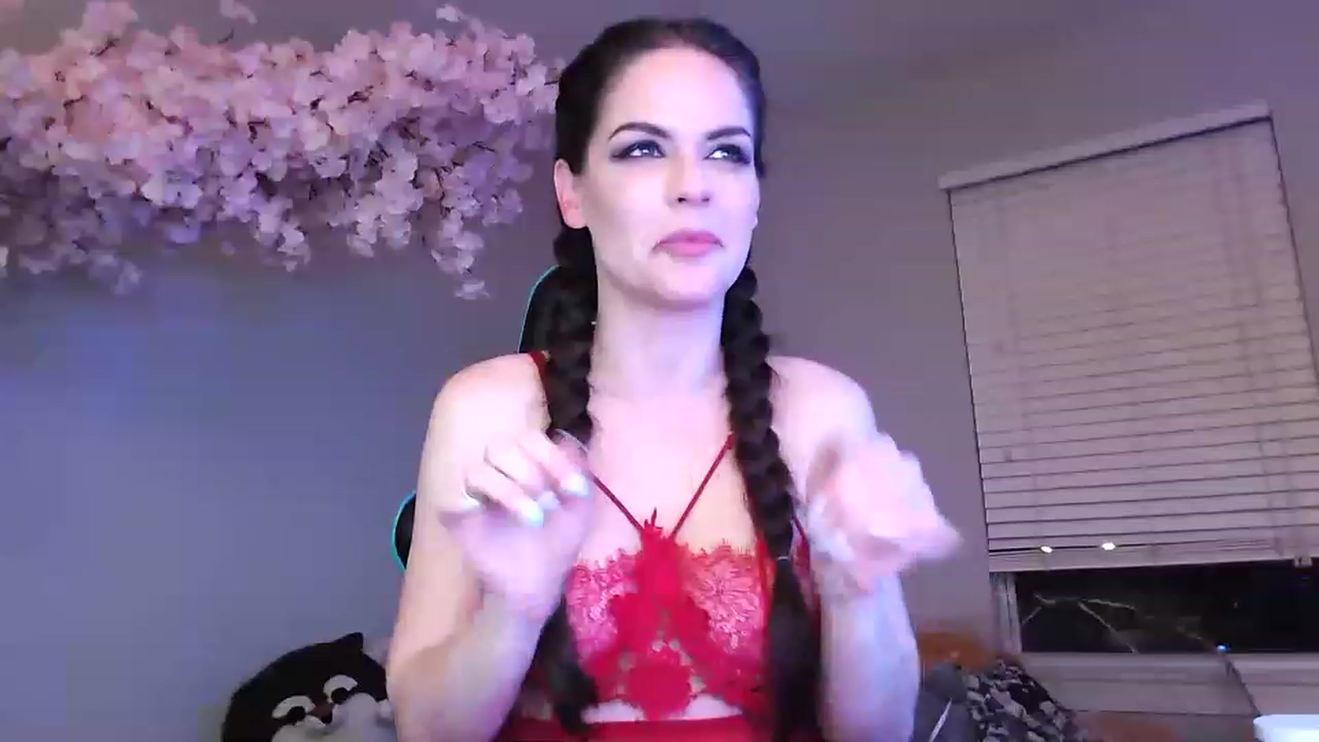 Gallery image thumbnail from DahliaIsDopey's myfreecams stream on, 02/21/2023, 07:36 image 5 of 20