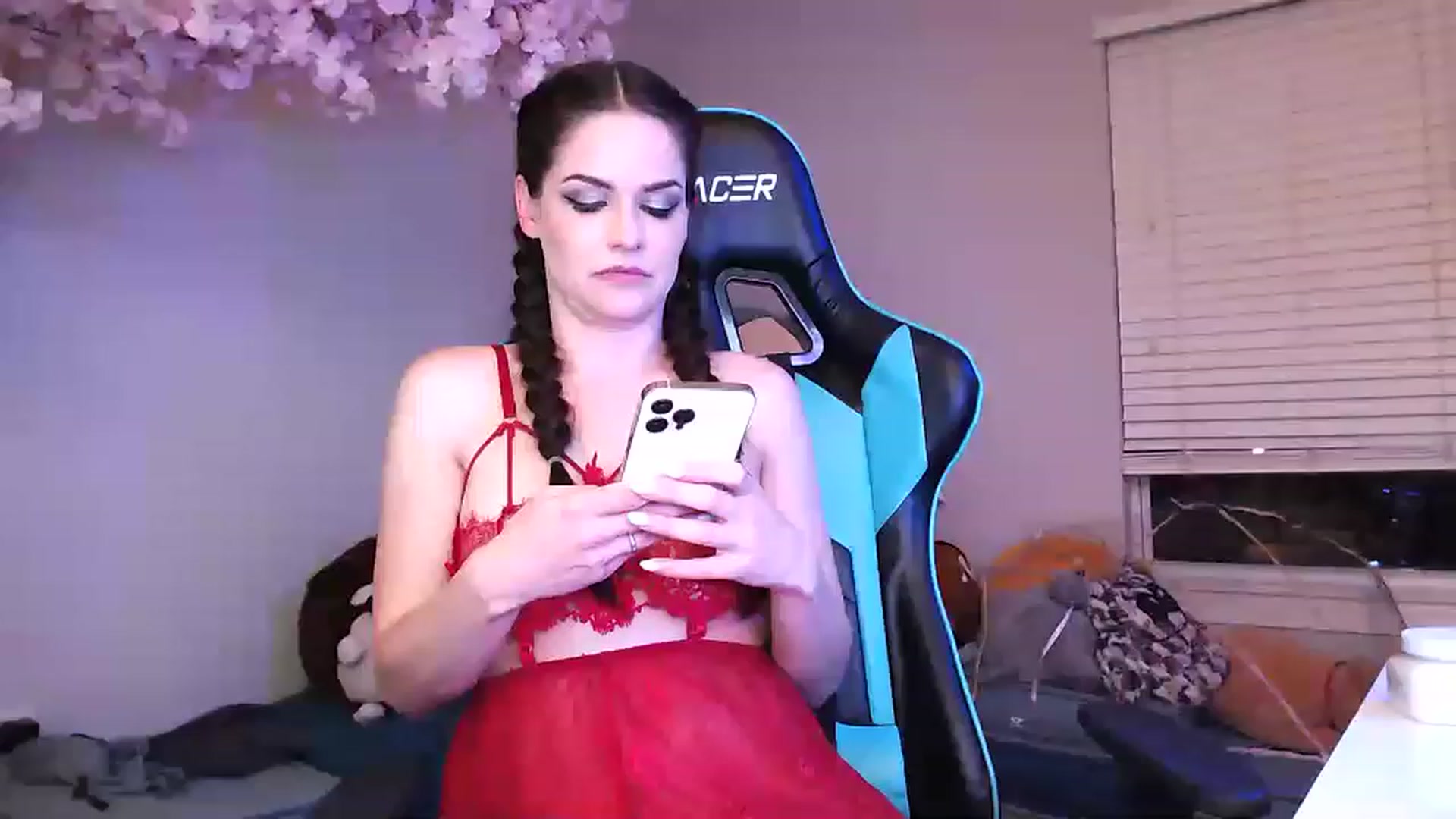Gallery image thumbnail from DahliaIsDopey's myfreecams stream on, 02/21/2023, 07:36 image 2 of 20