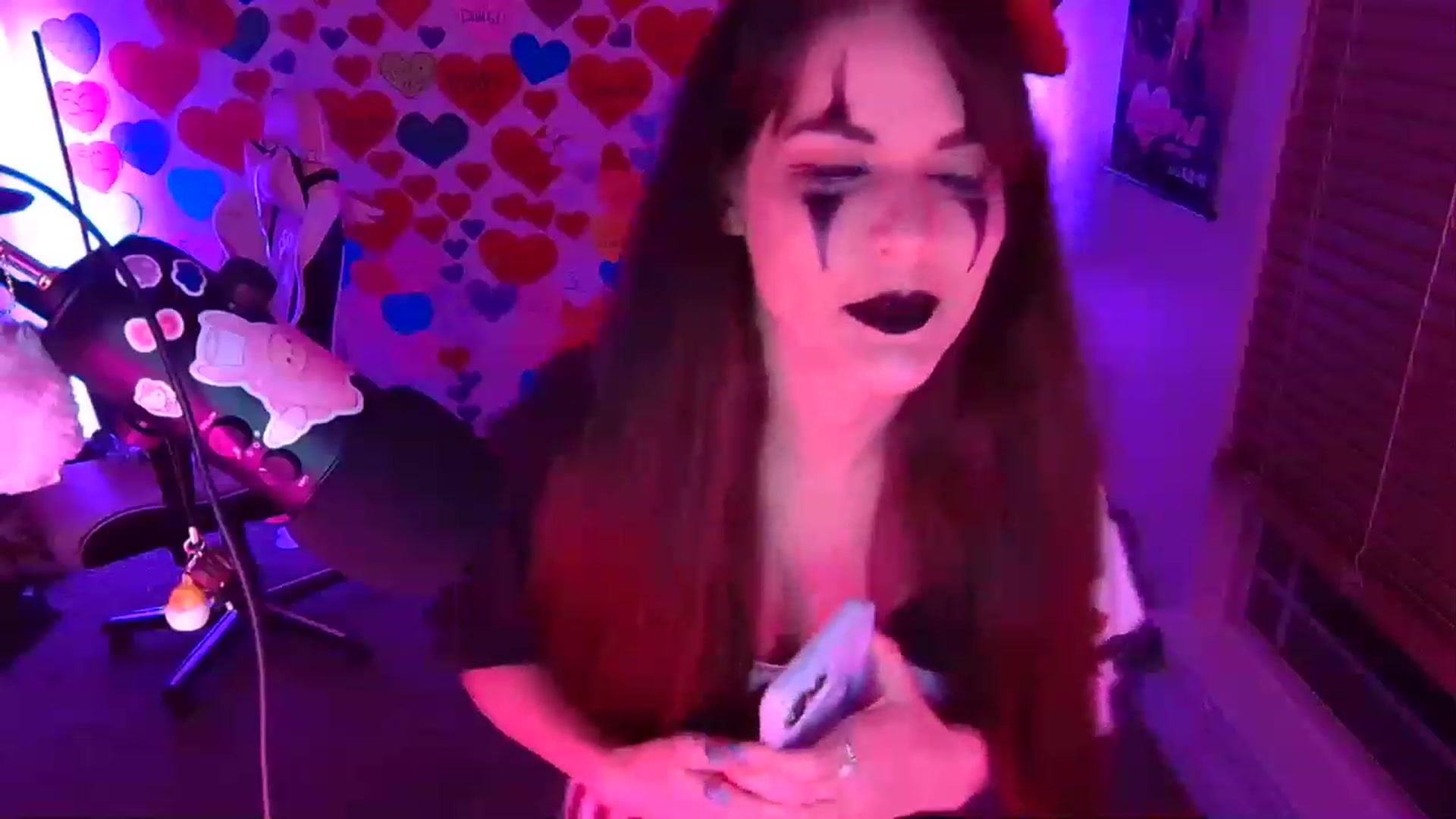 Gallery image thumbnail from DahliaIsDopey's myfreecams stream on, 03/04/2023, 04:04 image 12 of 20