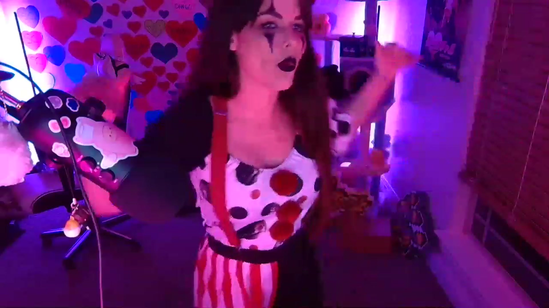 Gallery image thumbnail from DahliaIsDopey's myfreecams stream on, 03/04/2023, 04:04 image 14 of 20