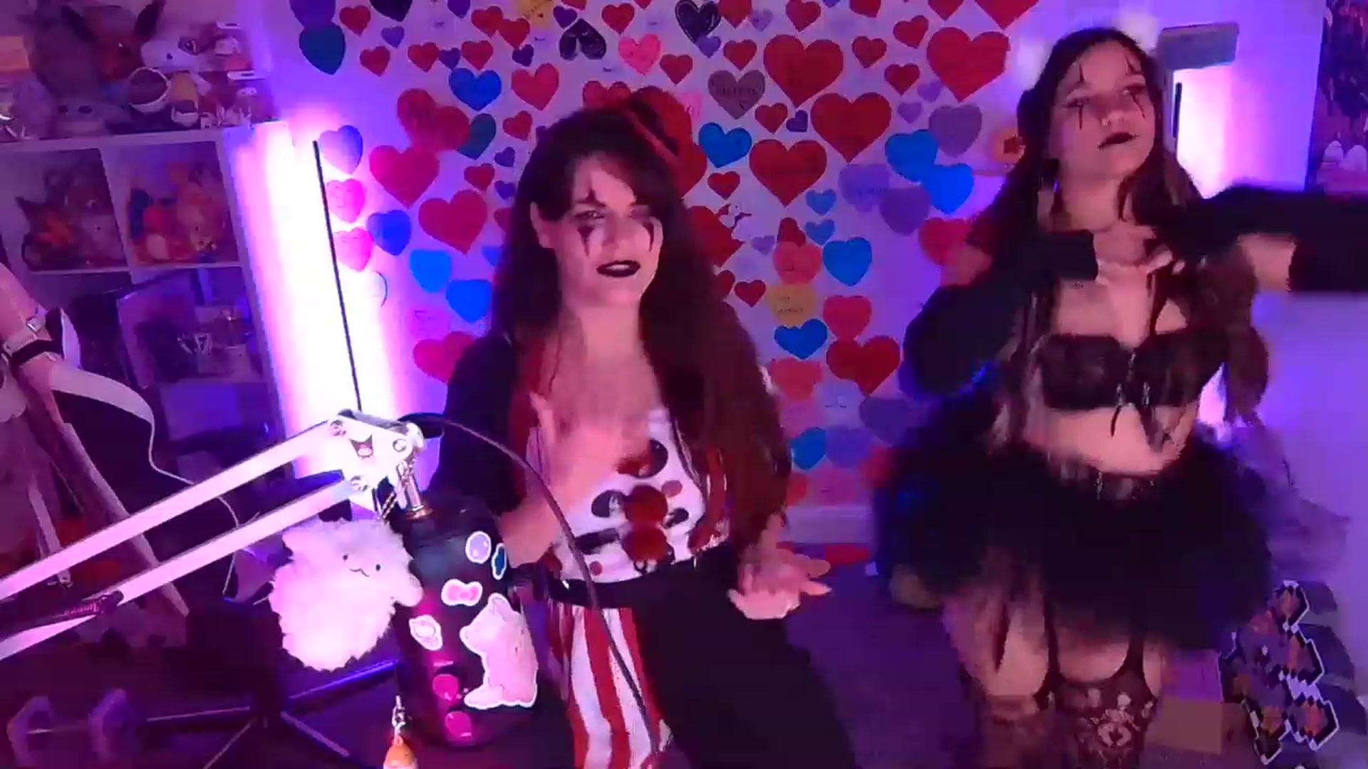Gallery image thumbnail from DahliaIsDopey's myfreecams stream on, 03/04/2023, 05:28 image 7 of 20