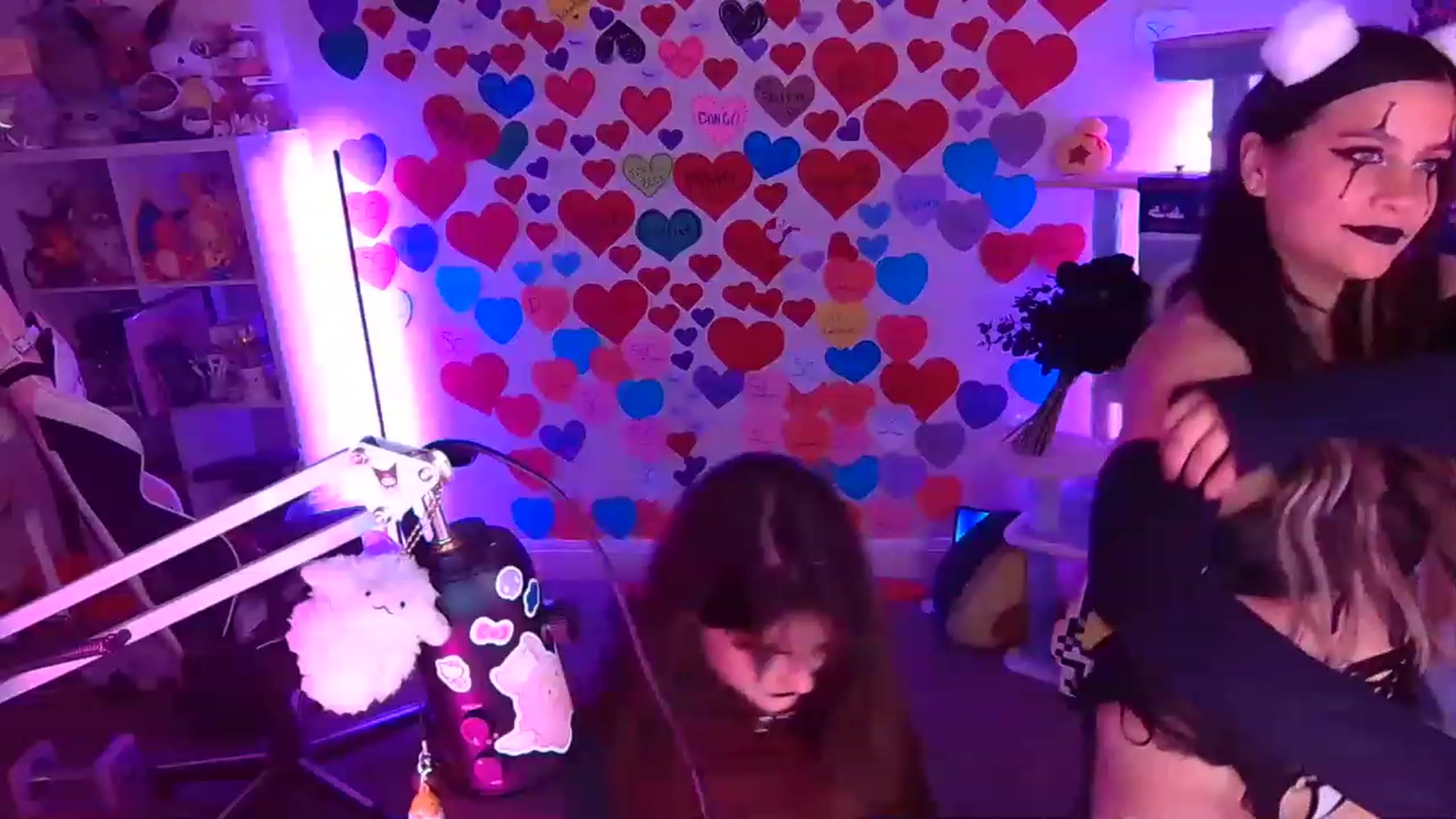 Gallery image thumbnail from DahliaIsDopey's myfreecams stream on, 03/04/2023, 05:28 image 16 of 20