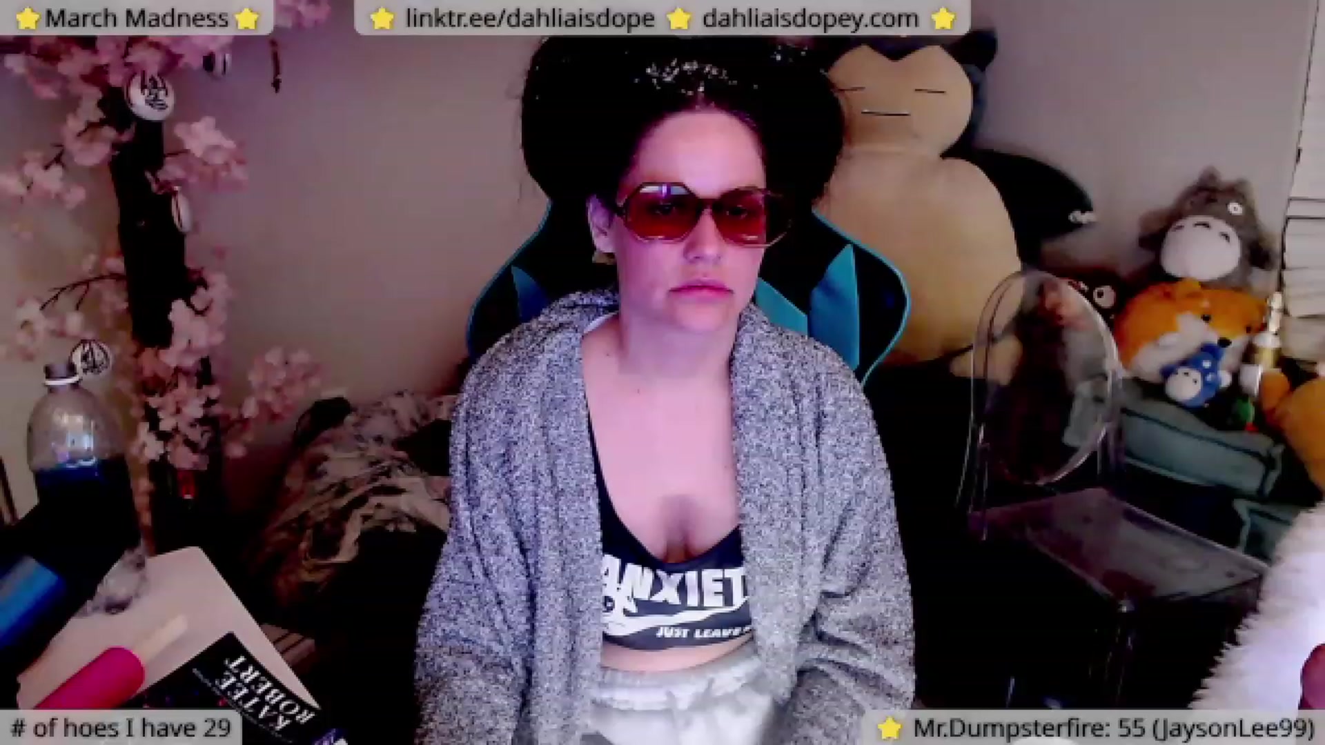 Gallery image thumbnail from DahliaIsDopey's myfreecams stream on, 03/21/2023, 03:42 image 6 of 20