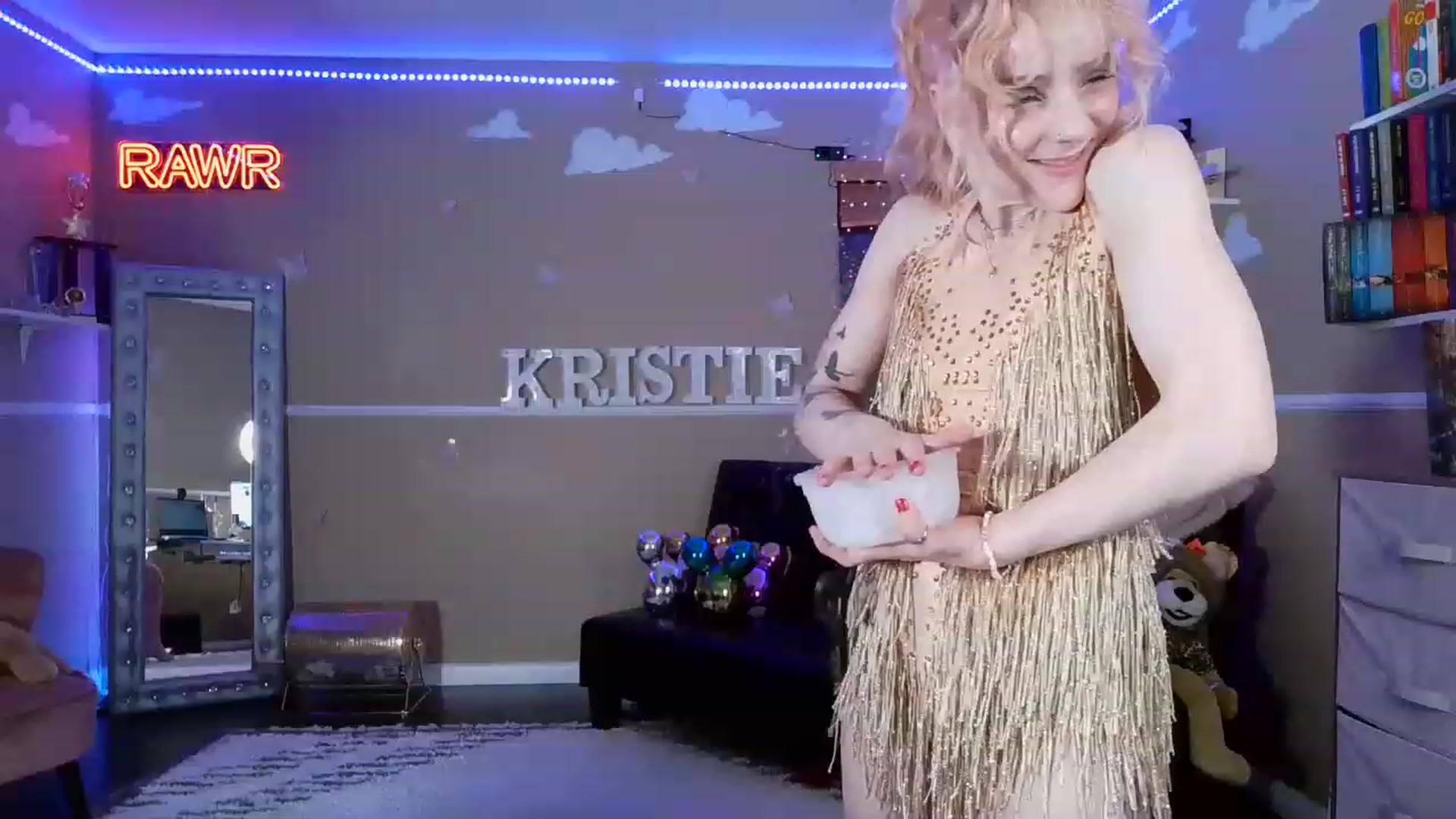 Gallery image thumbnail from DahliaIsDopey's myfreecams stream on, 03/31/2023, 06:35 image 17 of 20
