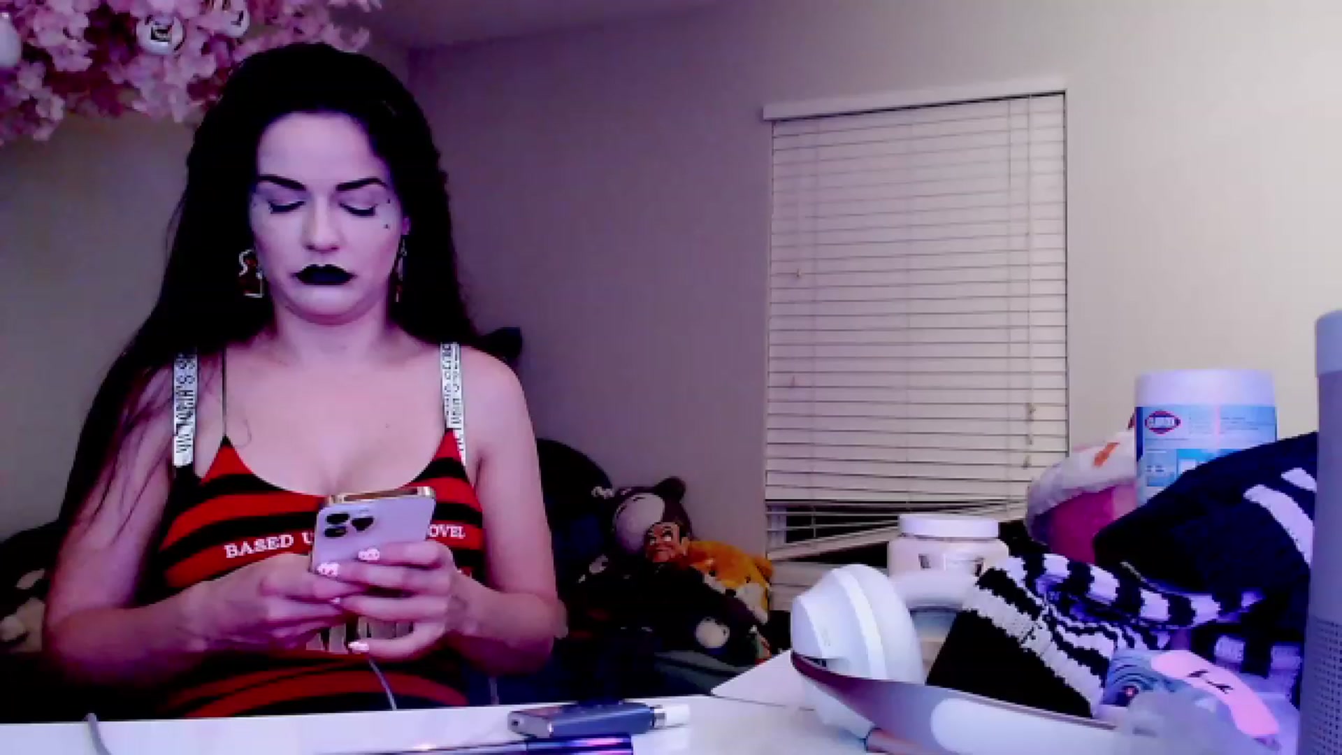 Gallery image thumbnail from DahliaIsDopey's myfreecams stream on, 04/12/2023, 03:19 image 13 of 20