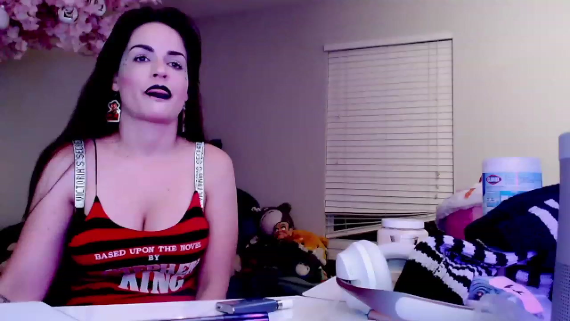 Gallery image thumbnail from DahliaIsDopey's myfreecams stream on, 04/12/2023, 03:19 image 12 of 20