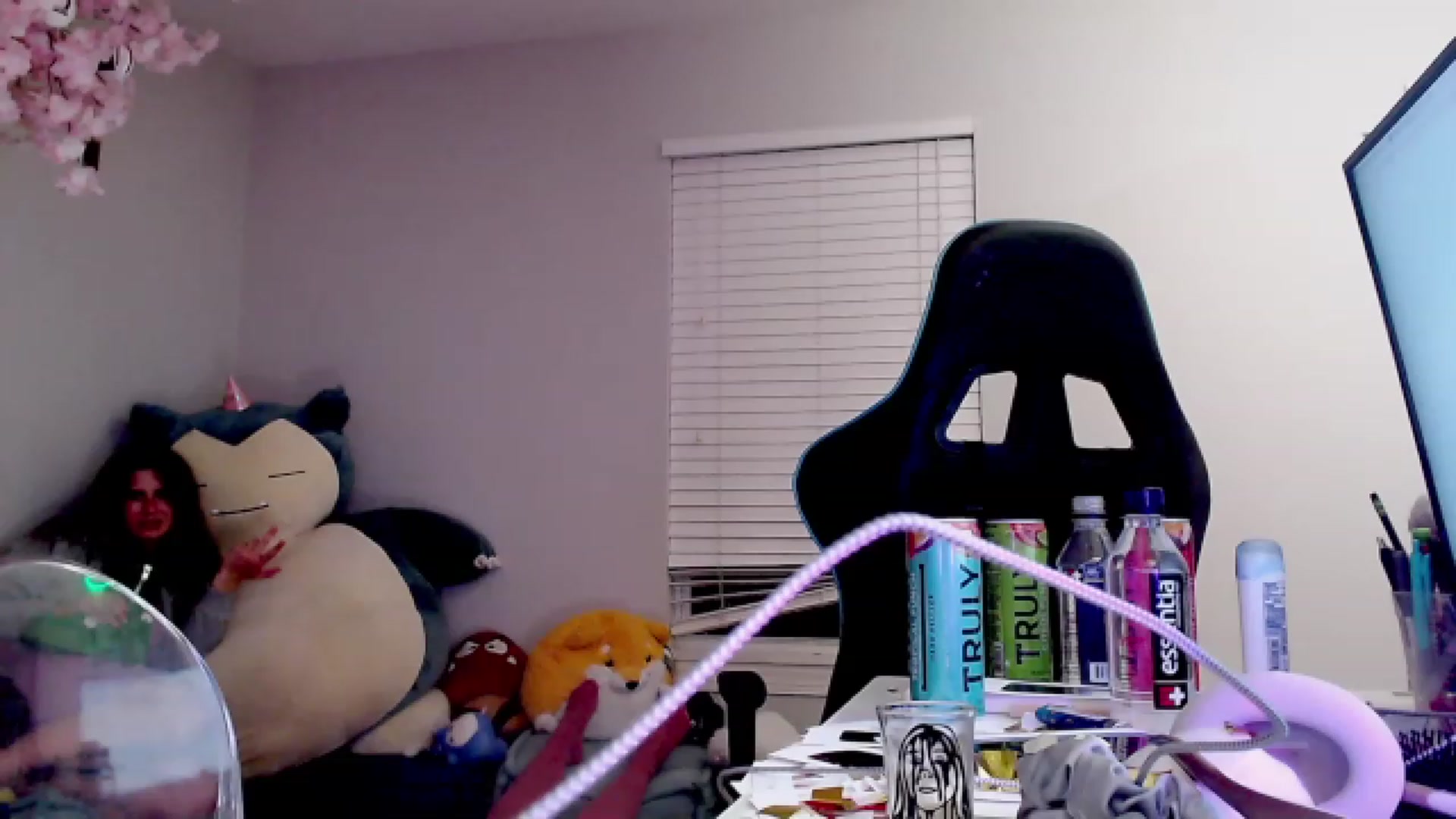 Gallery image thumbnail from DahliaIsDopey's myfreecams stream on, 04/14/2023, 07:14 image 20 of 20