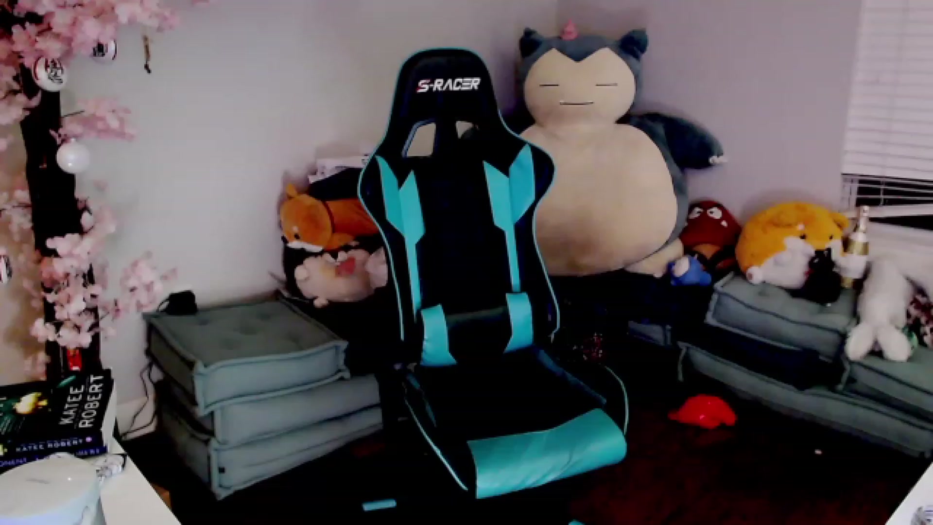 Gallery image thumbnail from DahliaIsDopey's myfreecams stream on, 04/30/2023, 02:23 image 2 of 20
