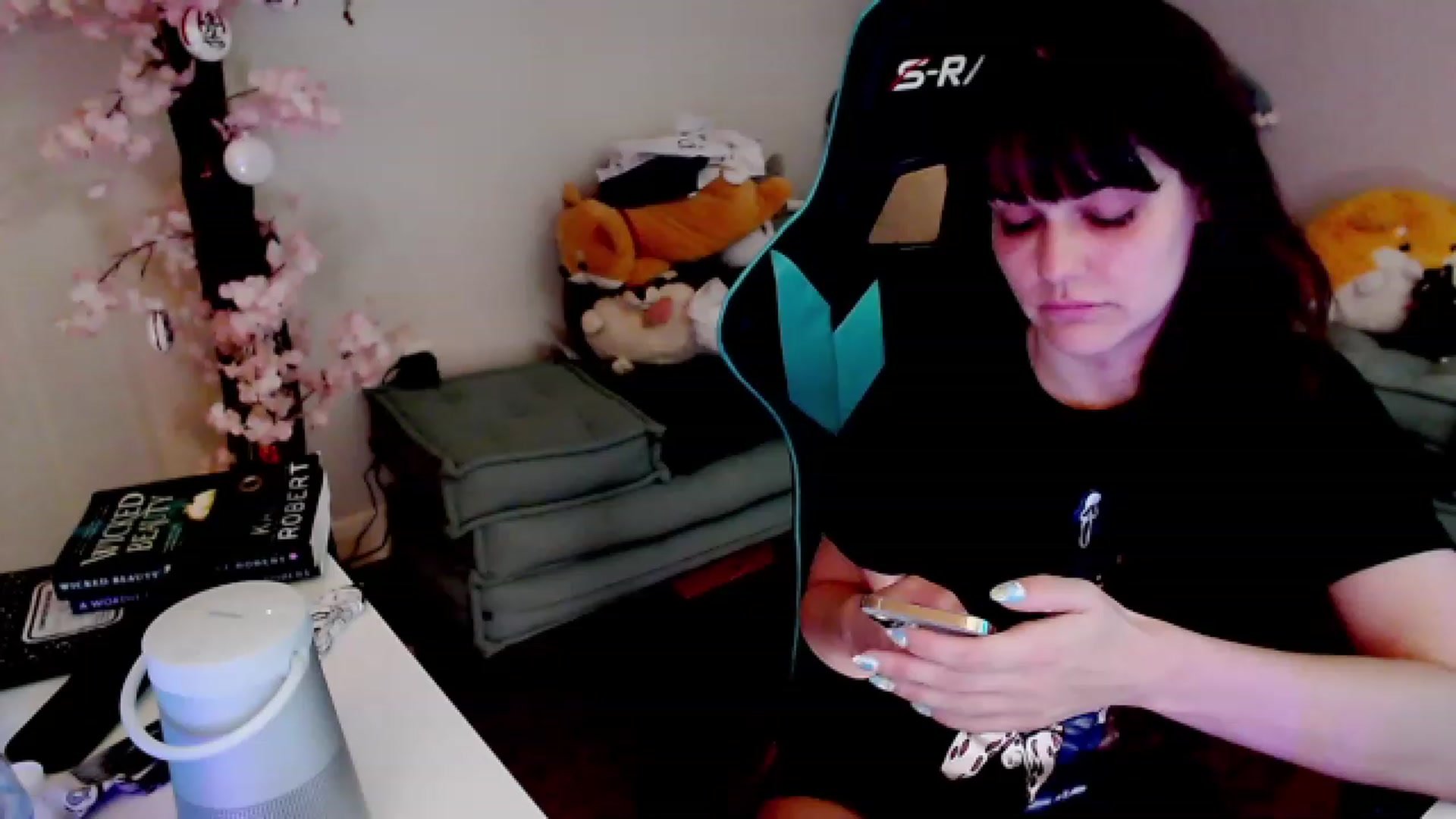 Gallery image thumbnail from DahliaIsDopey's myfreecams stream on, 04/30/2023, 02:23 image 8 of 20