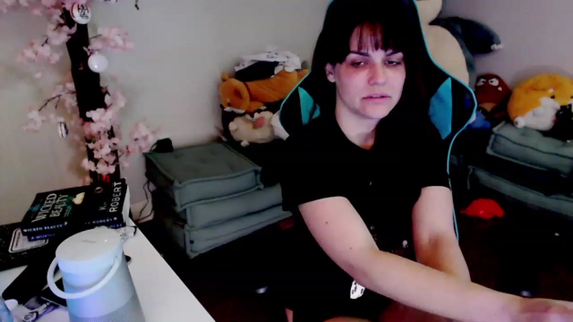 Gallery image thumbnail from DahliaIsDopey's myfreecams stream on, 04/30/2023, 02:23 image 7 of 20