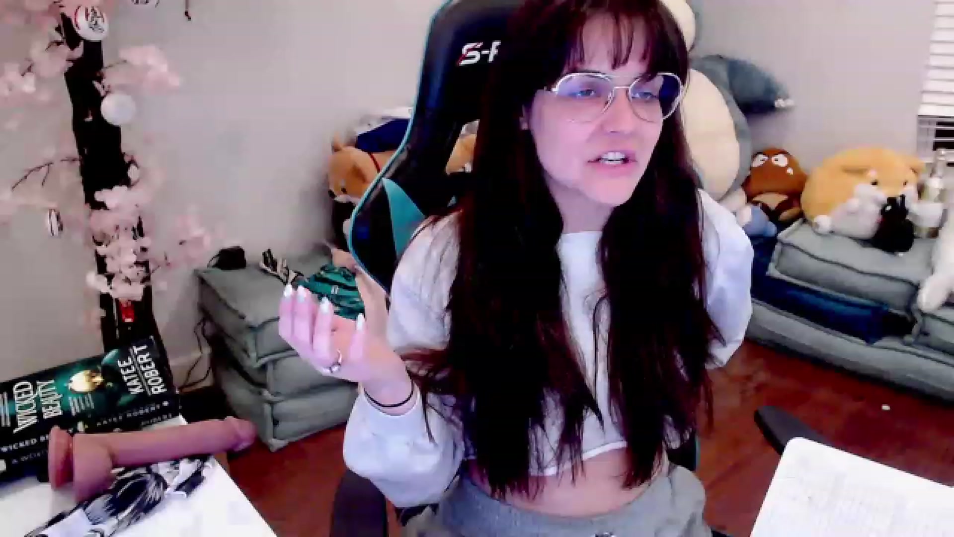 Gallery image thumbnail from DahliaIsDopey's myfreecams stream on, 05/01/2023, 04:11 image 12 of 20