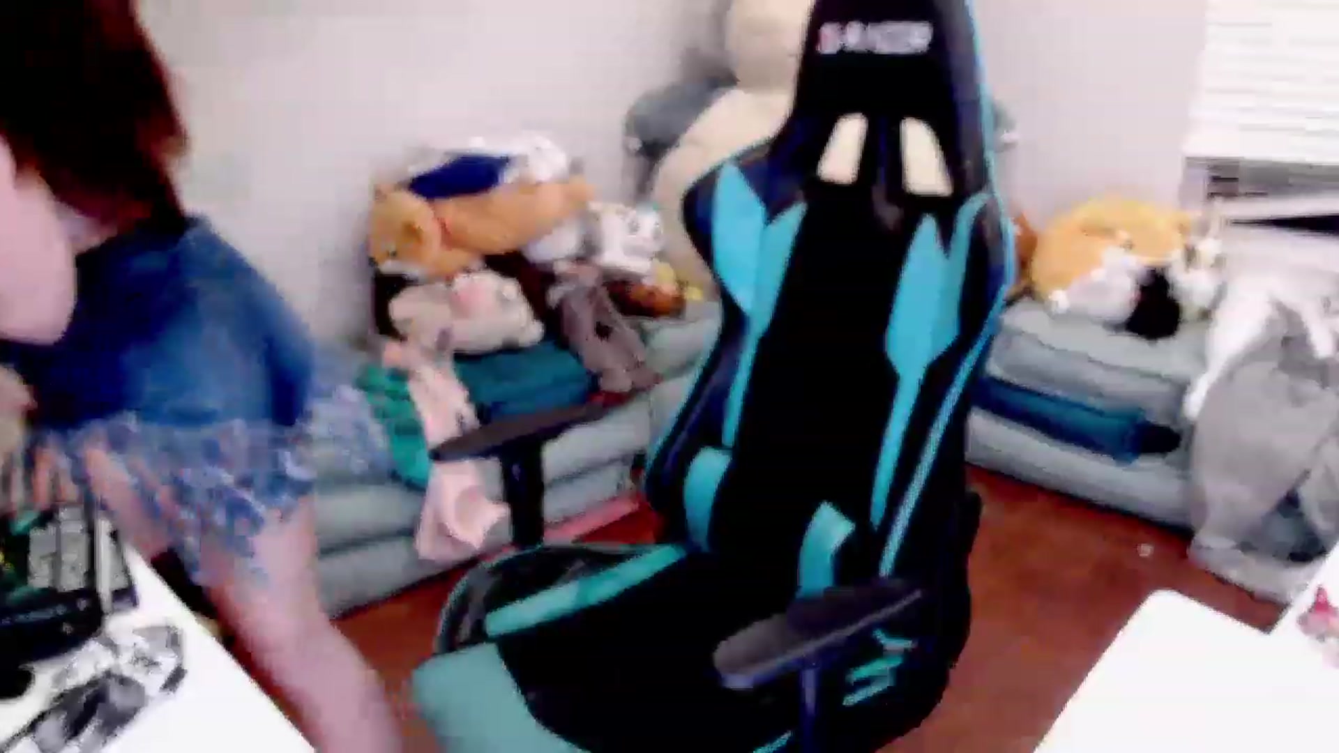 Gallery image thumbnail from DahliaIsDopey's myfreecams stream on, 05/01/2023, 05:43 image 13 of 20