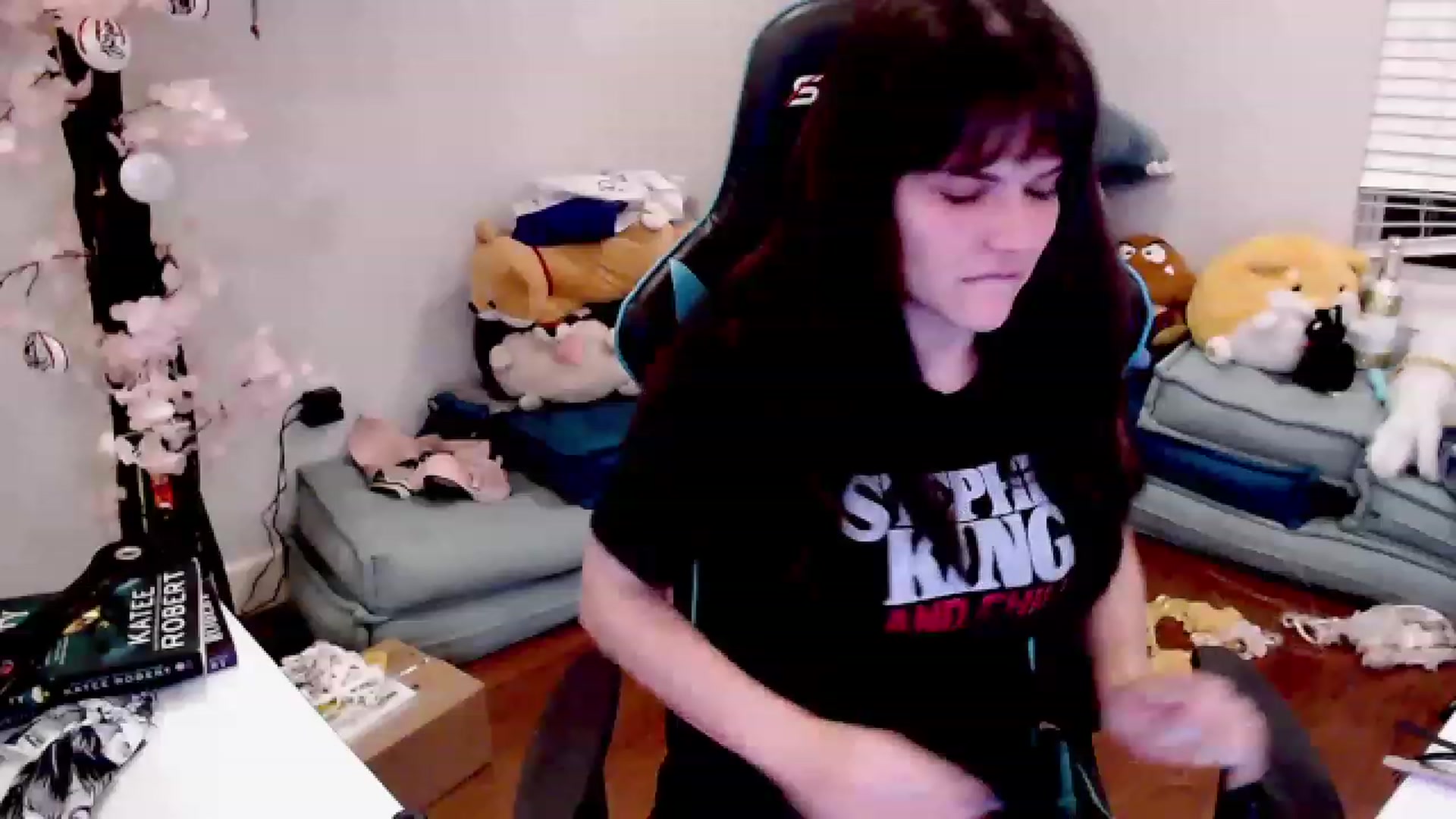 Gallery image thumbnail from DahliaIsDopey's myfreecams stream on, 05/06/2023, 03:45 image 3 of 20