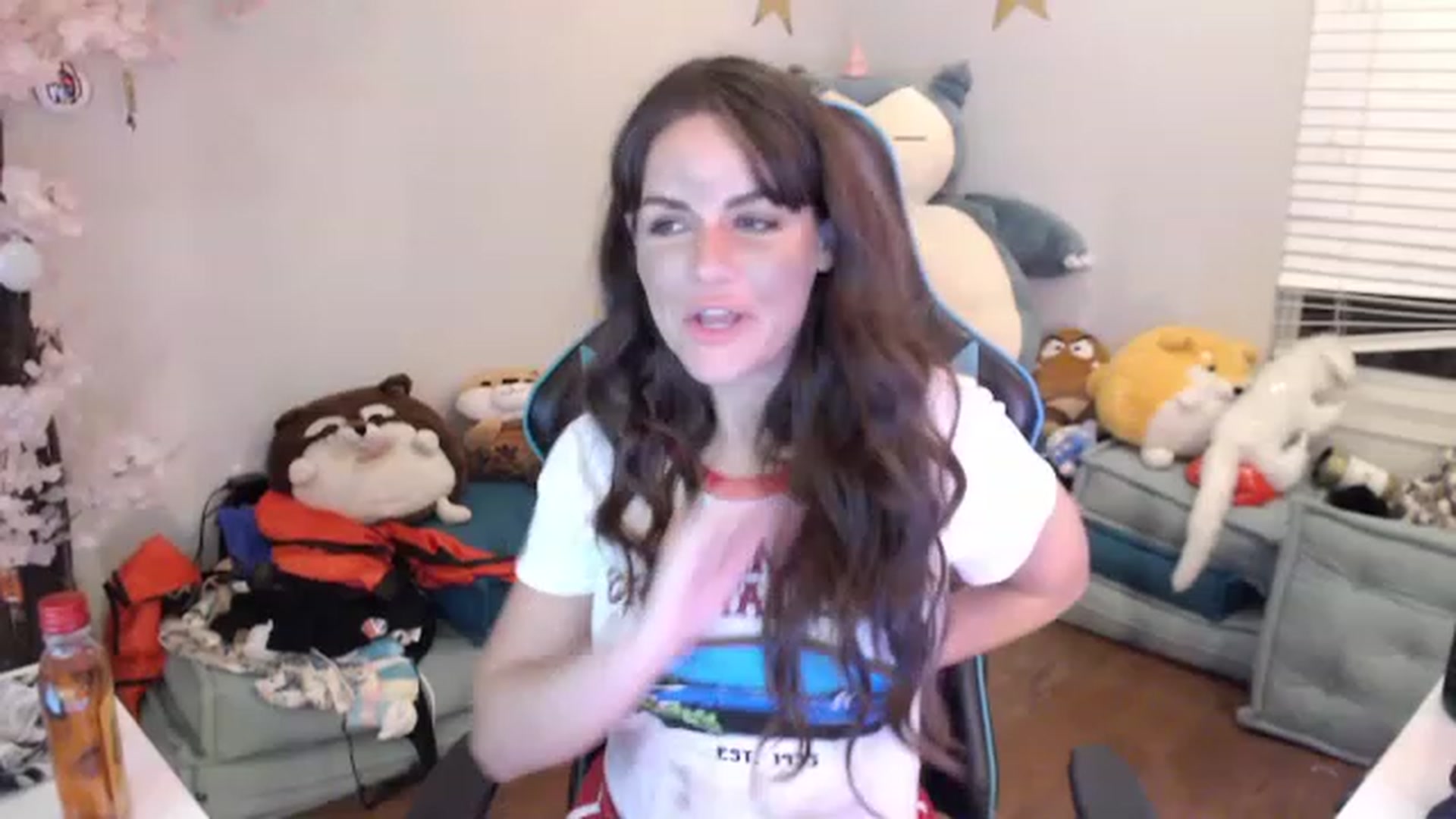 Gallery image thumbnail from DahliaIsDopey's myfreecams stream on, 06/27/2023, 04:05 image 1 of 20