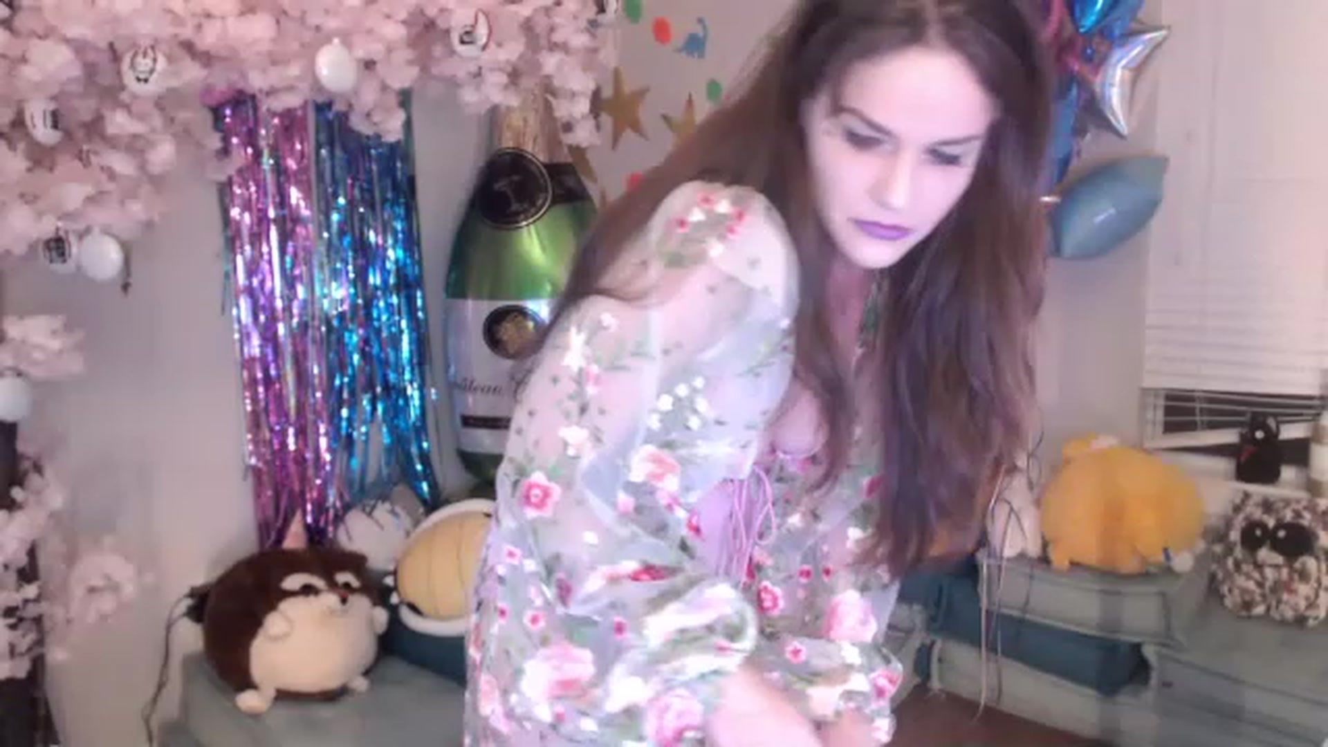 Gallery image thumbnail from DahliaIsDopey's myfreecams stream on, 07/01/2023, 04:37 image 1 of 20