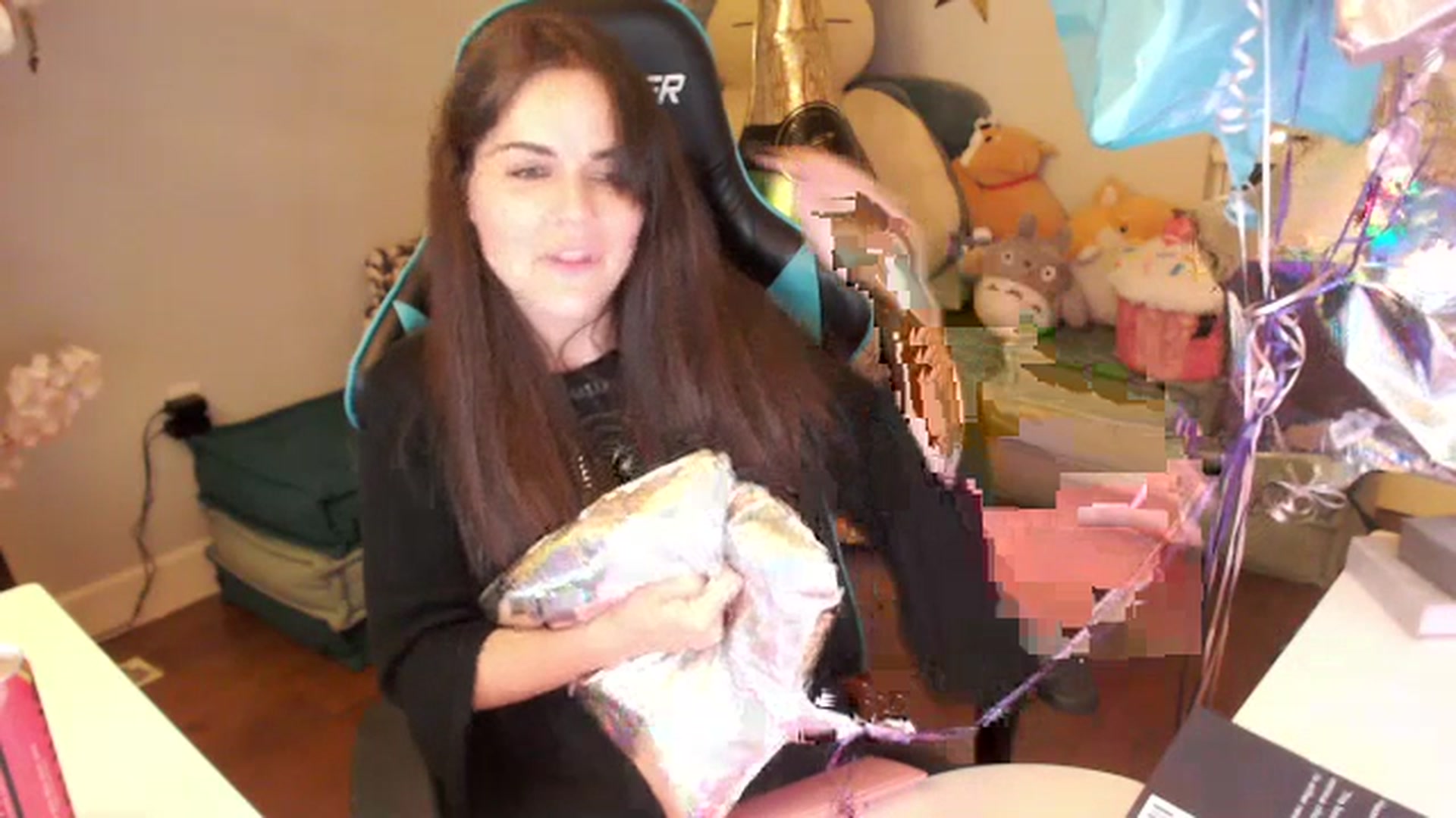 Gallery image thumbnail from DahliaIsDopey's myfreecams stream on, 07/14/2023, 02:44 image 5 of 20