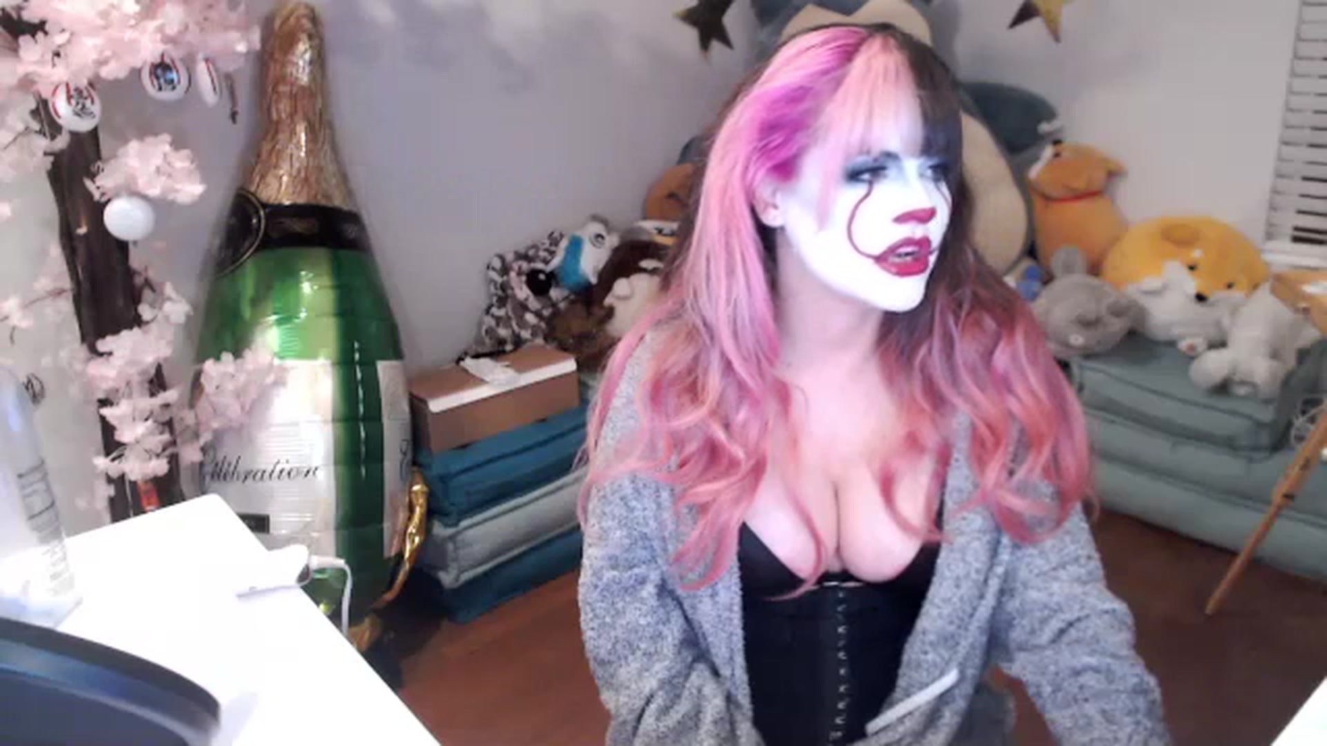 Gallery image thumbnail from DahliaIsDopey's myfreecams stream on, 09/23/2023, 02:31 image 18 of 20