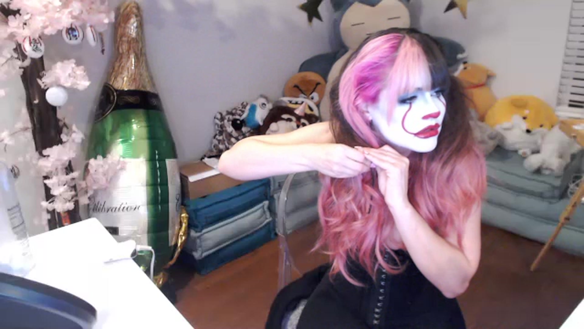 Gallery image thumbnail from DahliaIsDopey's myfreecams stream on, 09/23/2023, 02:31 image 9 of 20
