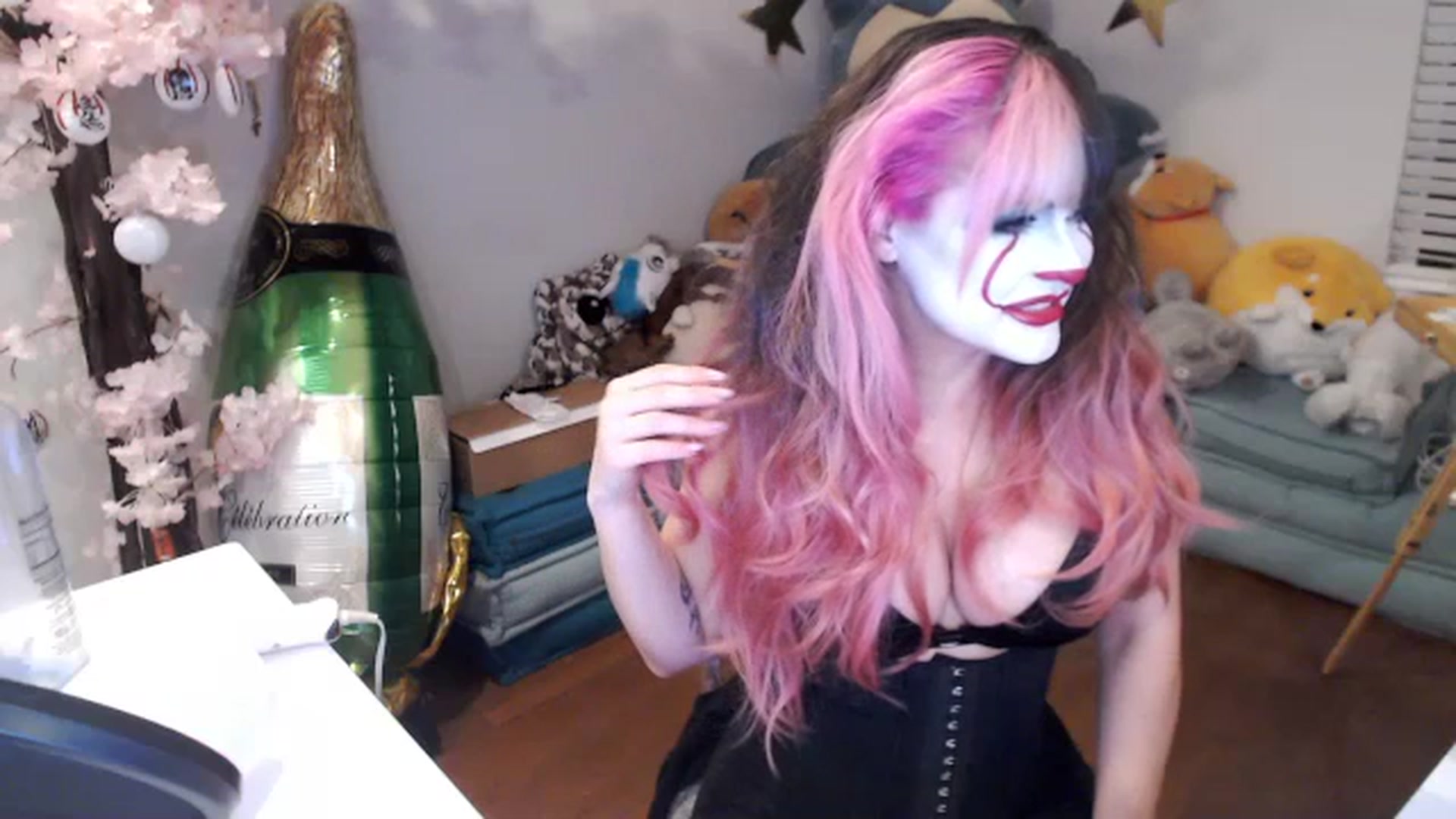 Gallery image thumbnail from DahliaIsDopey's myfreecams stream on, 09/23/2023, 02:31 image 11 of 20