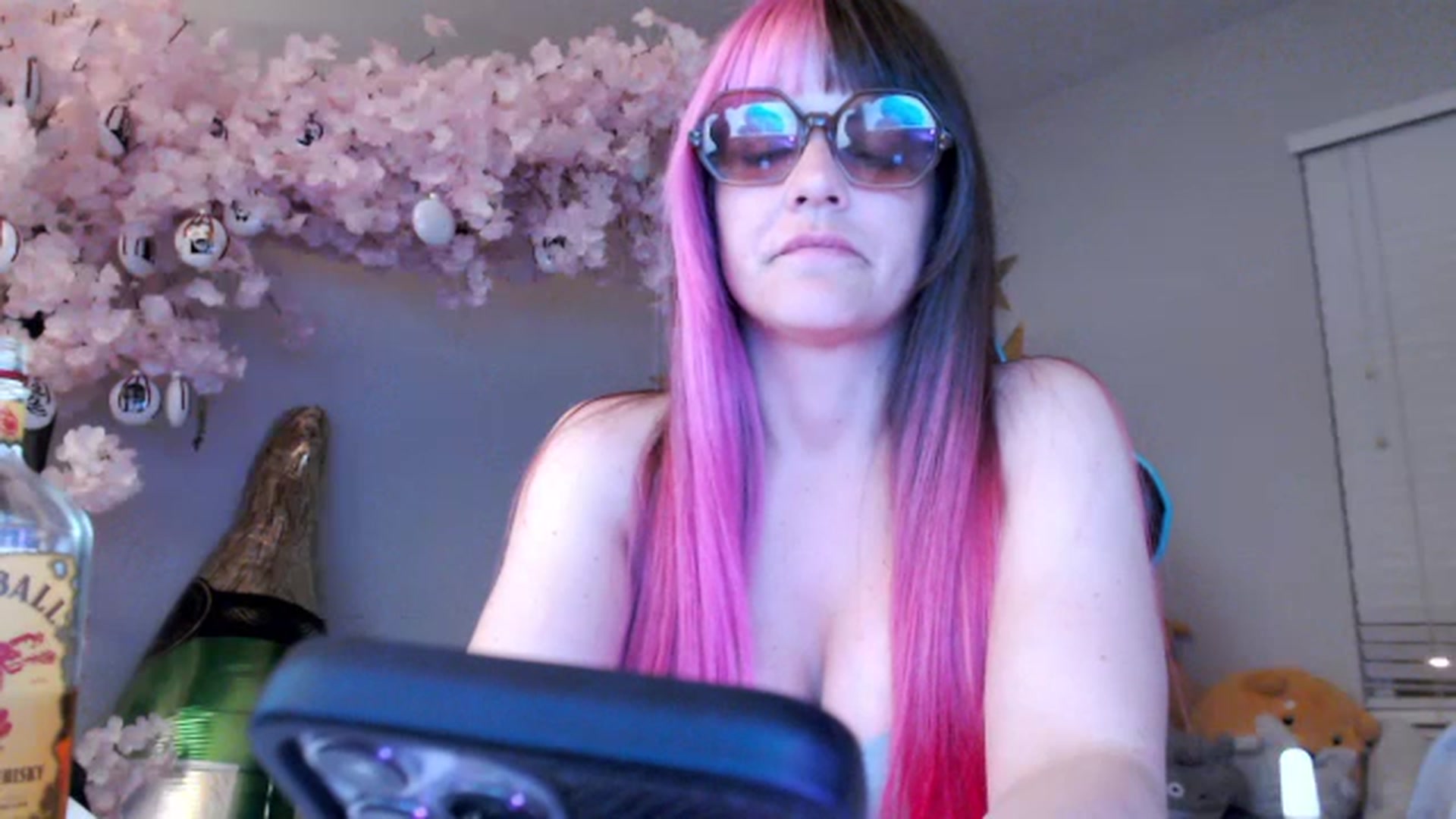 Gallery image thumbnail from DahliaIsDopey's myfreecams stream on, 10/06/2023, 03:31 image 15 of 20