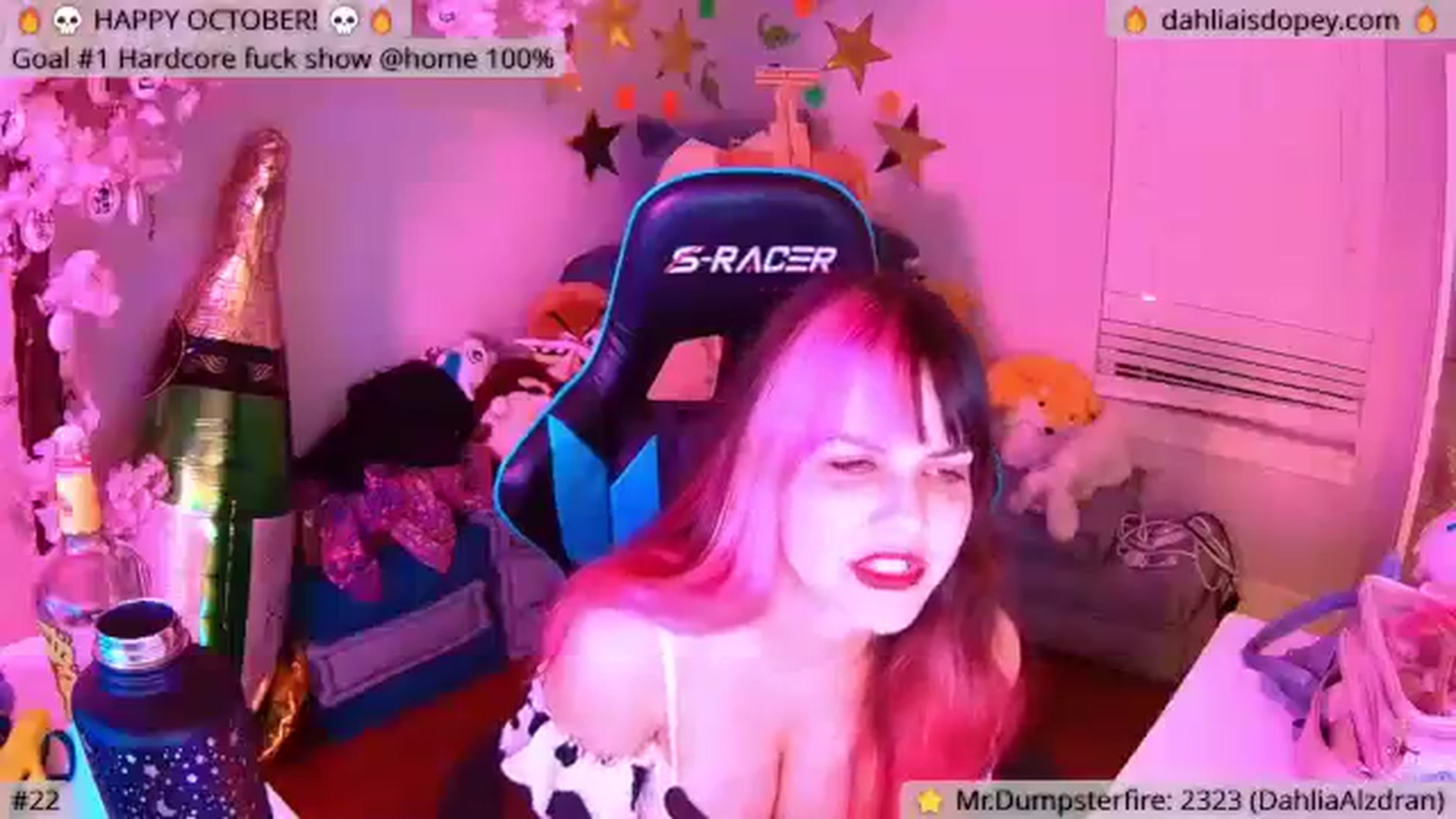 Gallery image thumbnail from DahliaIsDopey's myfreecams stream on, 10/25/2023, 03:10 image 4 of 20