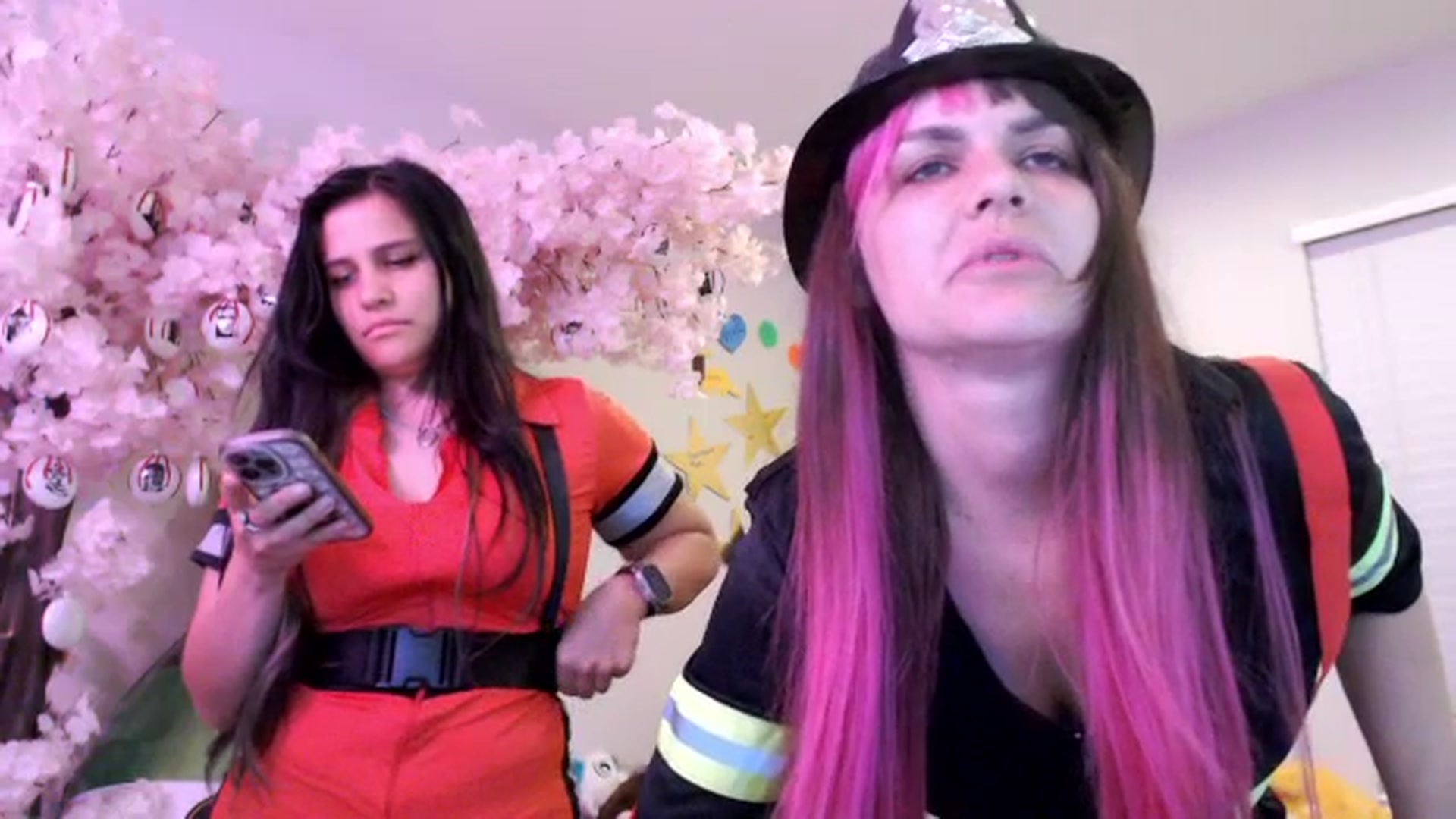 Gallery image thumbnail from DahliaIsDopey's myfreecams stream on, 10/27/2023, 04:42 image 17 of 20