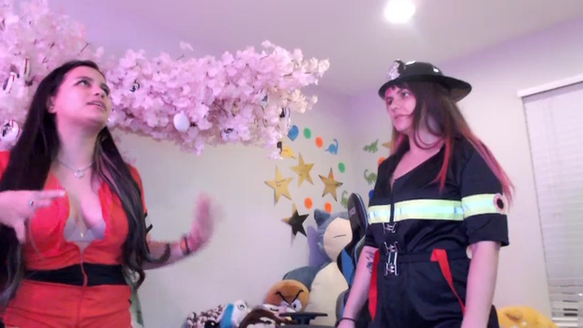 Gallery image thumbnail from DahliaIsDopey's myfreecams stream on, 10/27/2023, 04:42 image 20 of 20