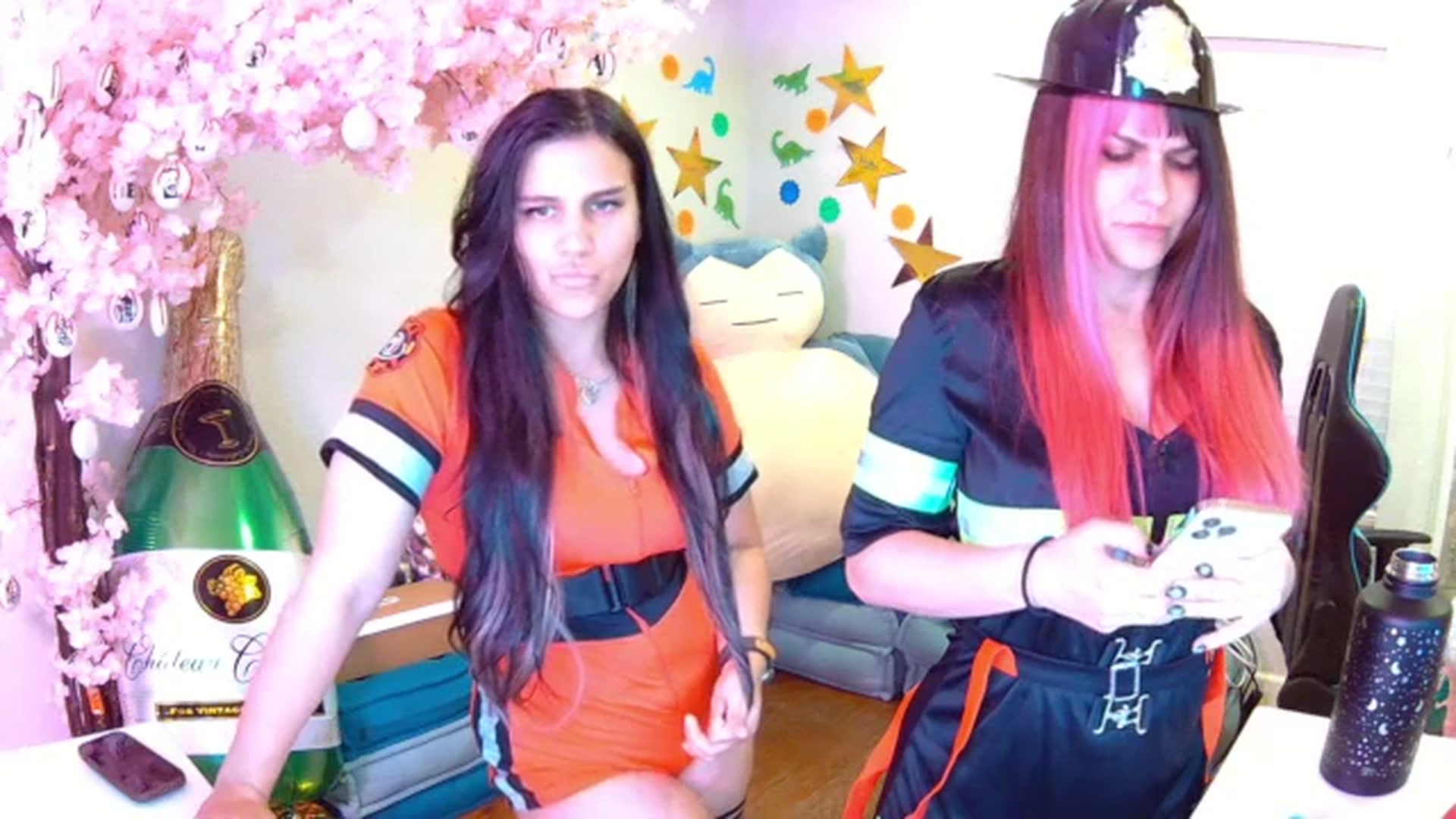 Gallery image thumbnail from DahliaIsDopey's myfreecams stream on, 10/27/2023, 04:42 image 7 of 20