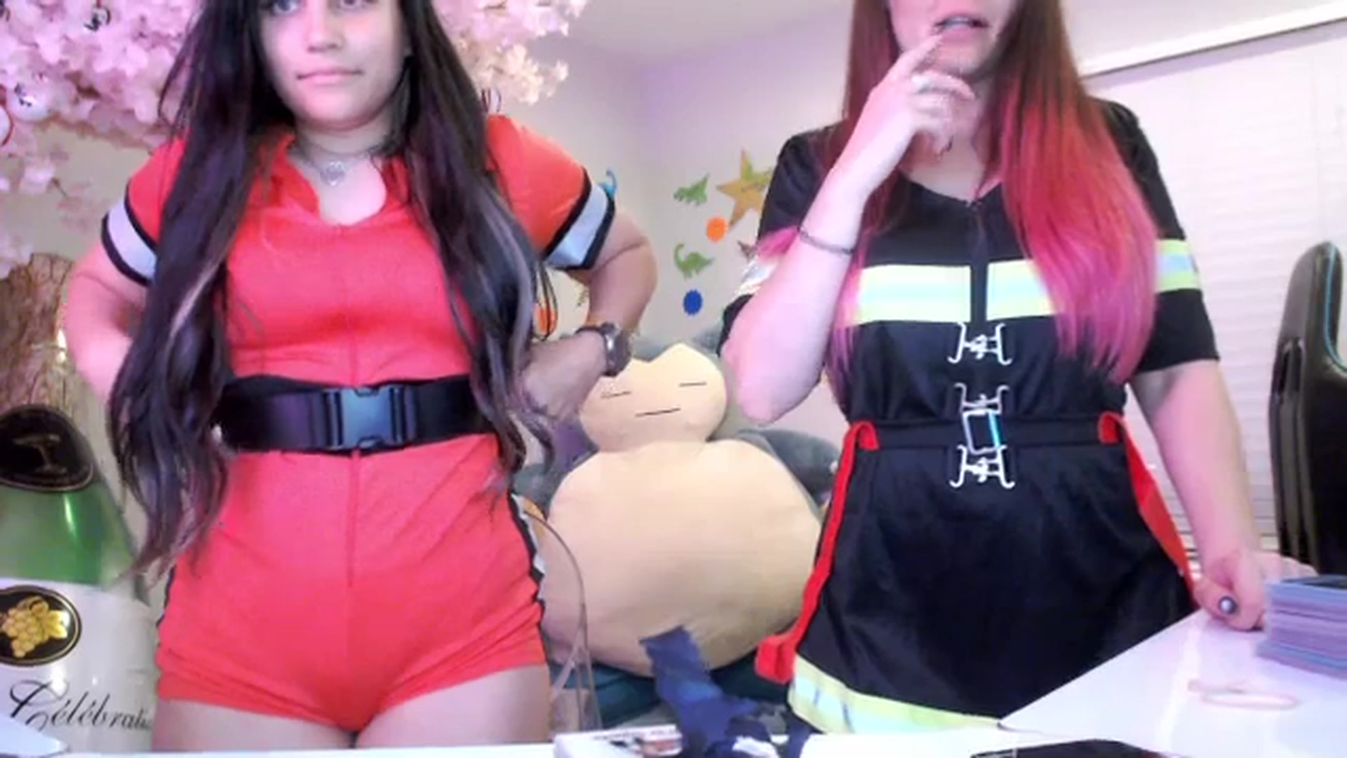 Gallery image thumbnail from DahliaIsDopey's myfreecams stream on, 10/27/2023, 04:42 image 8 of 20