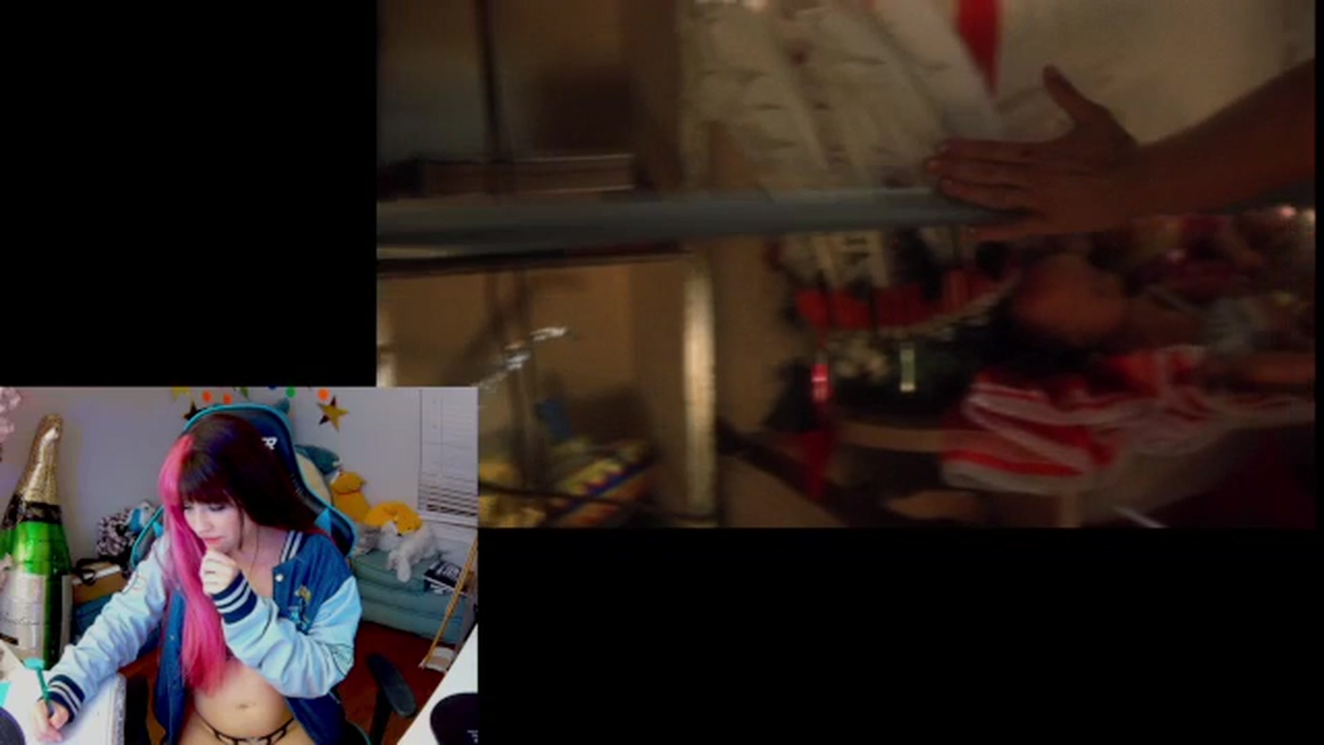 Gallery image thumbnail from DahliaIsDopey's myfreecams stream on, 12/13/2023, 04:35 image 17 of 20