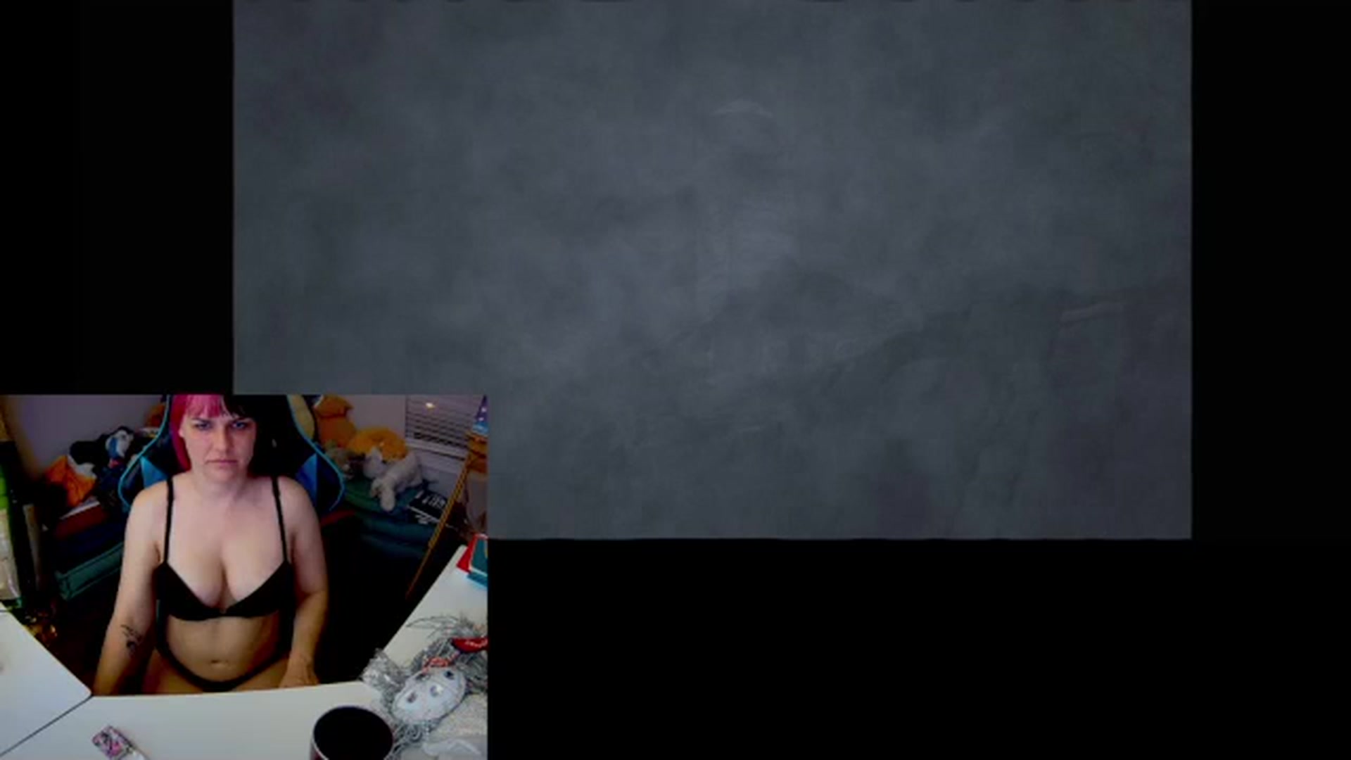 Gallery image thumbnail from DahliaIsDopey's myfreecams stream on, 12/20/2023, 04:00 image 17 of 20