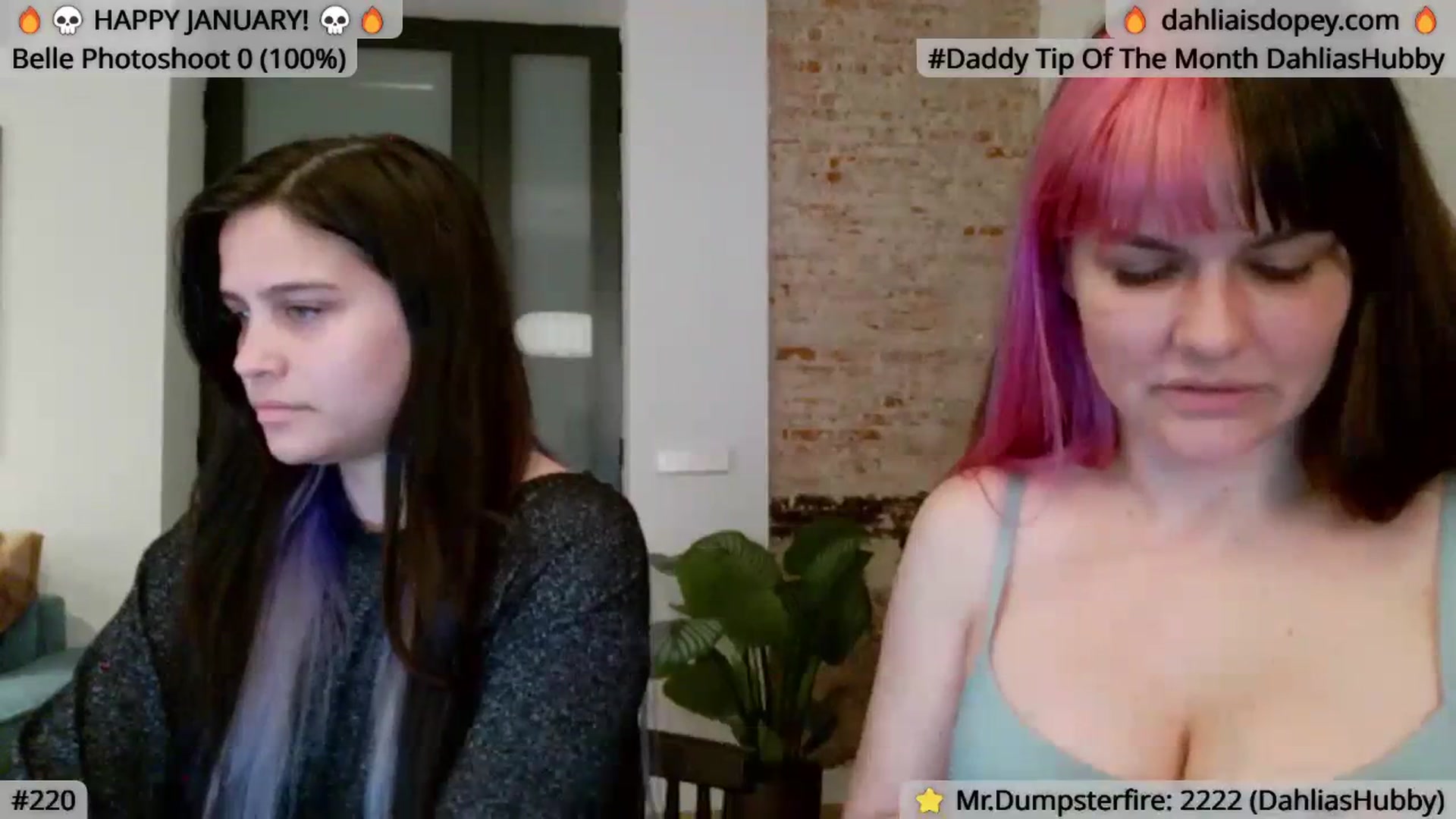 Gallery image thumbnail from DahliaIsDopey's myfreecams stream on, 03/02/2024, 22:51 image 10 of 20