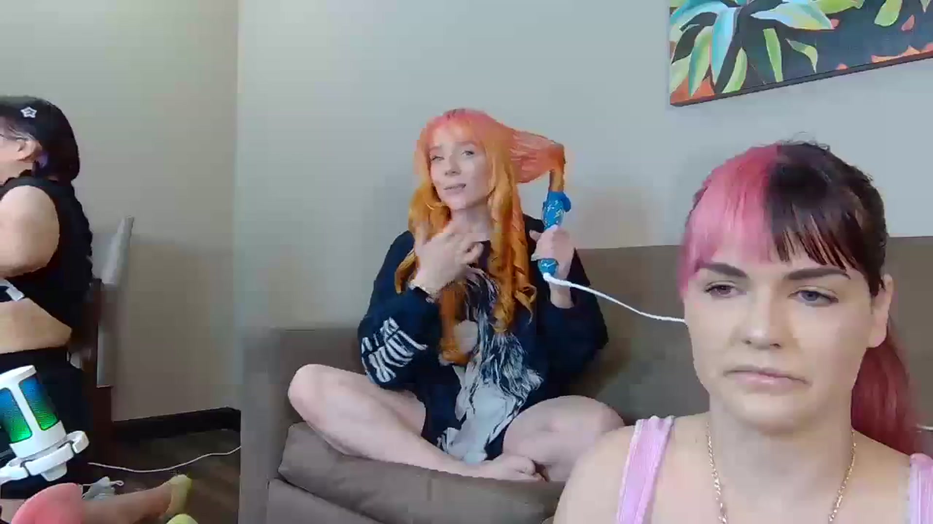 Gallery image thumbnail from DahliaIsDopey's myfreecams stream on, 04/11/2024, 21:32 image 12 of 20