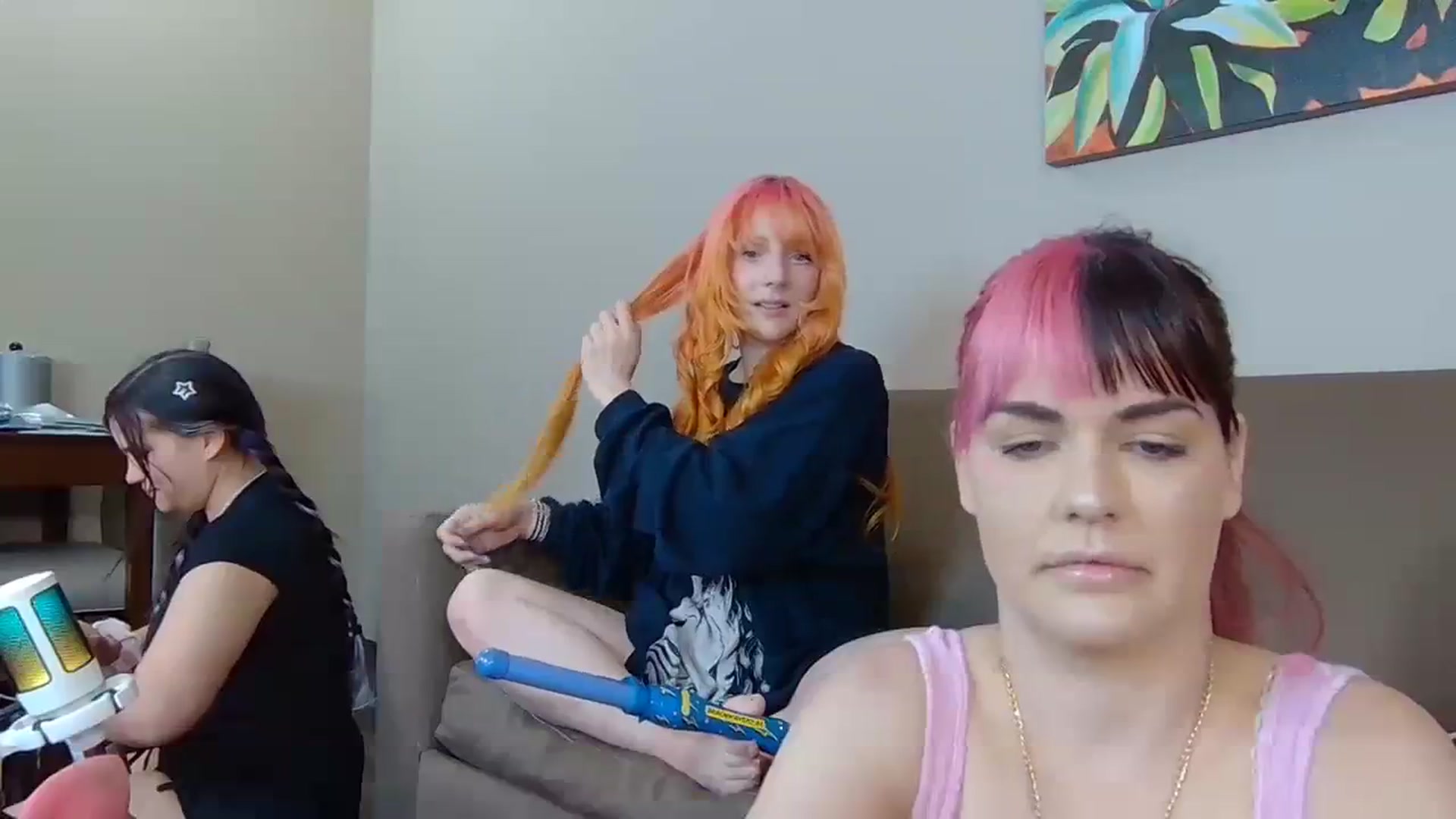 Gallery image thumbnail from DahliaIsDopey's myfreecams stream on, 04/11/2024, 21:32 image 14 of 20