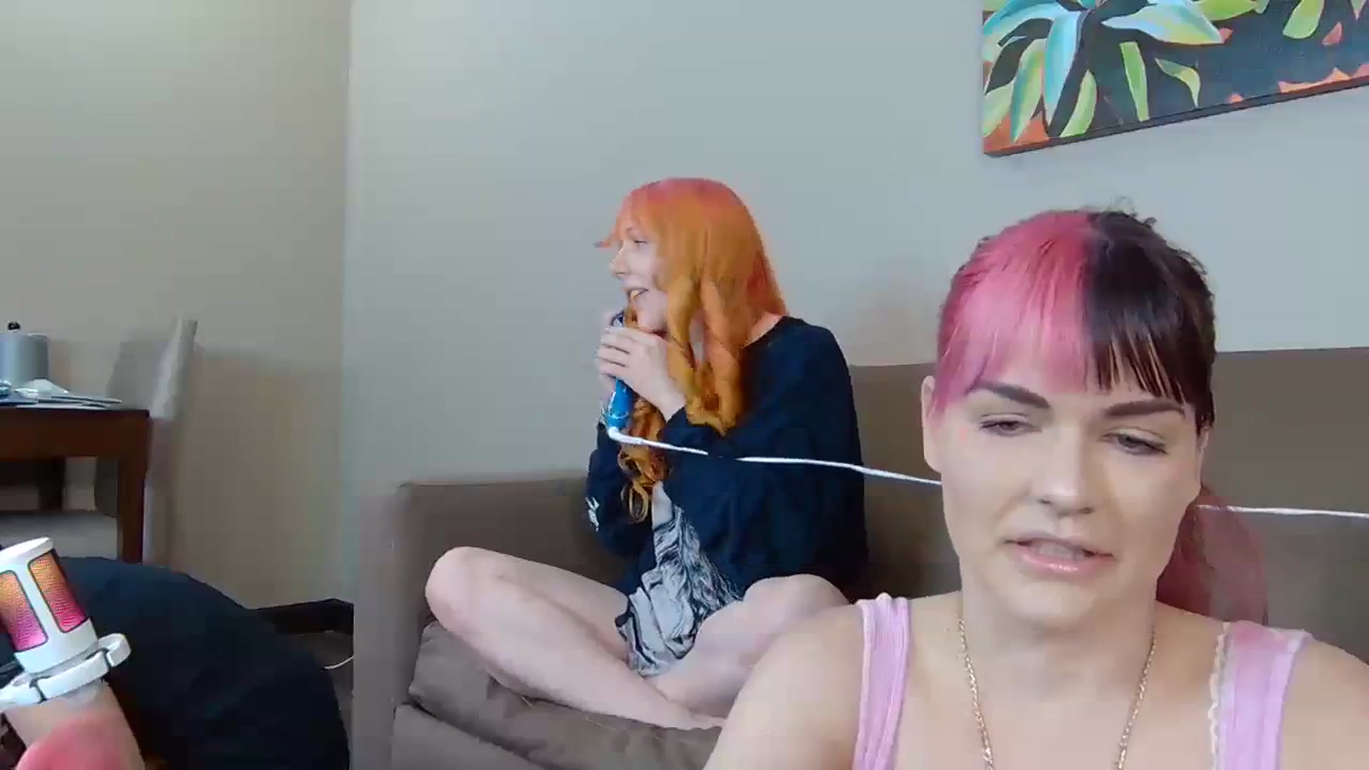 Gallery image thumbnail from DahliaIsDopey's myfreecams stream on, 04/11/2024, 21:32 image 15 of 20
