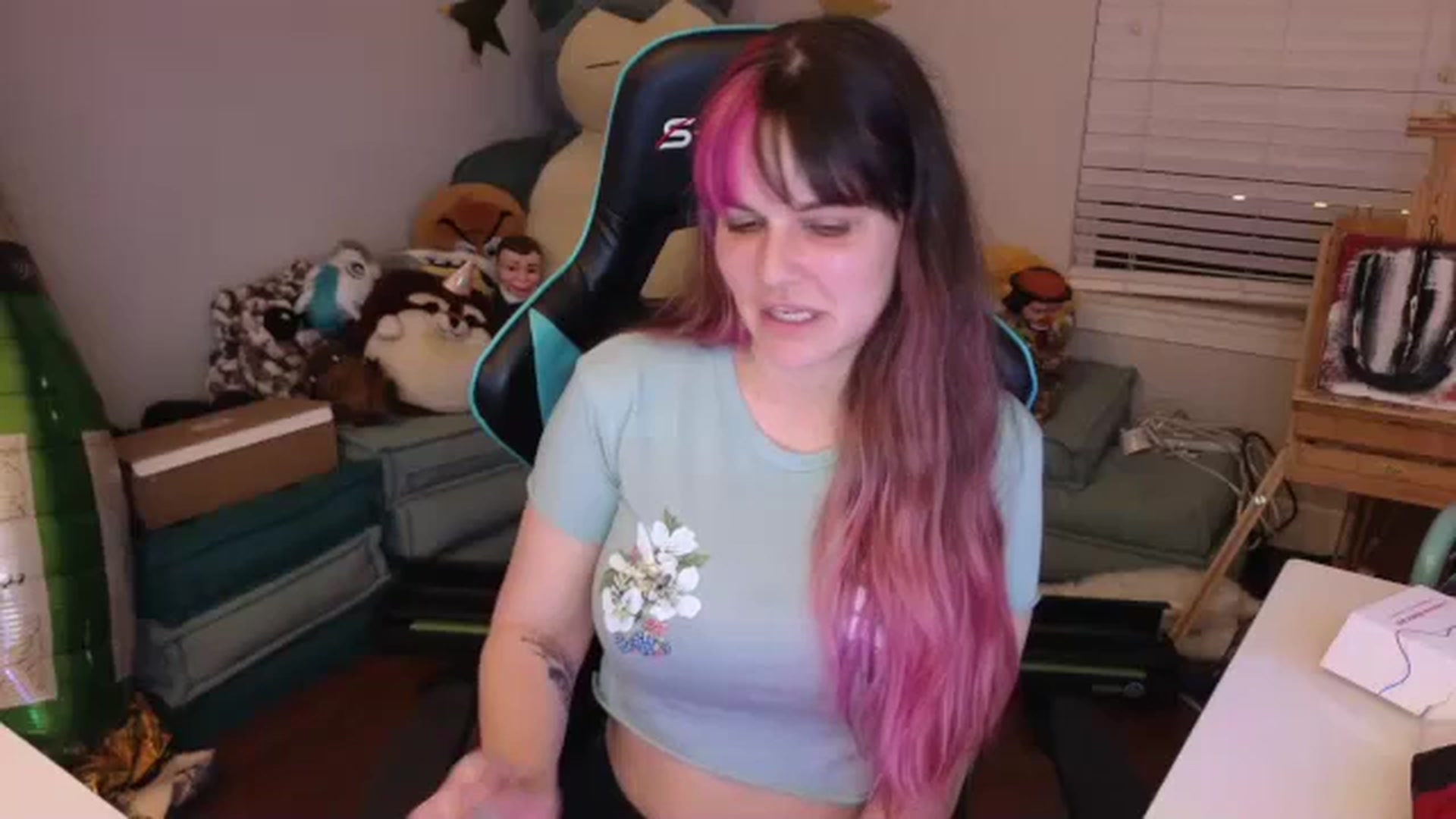 Gallery image thumbnail from DahliaIsDopey's myfreecams stream on, 05/09/2024, 05:29 image 2 of 20
