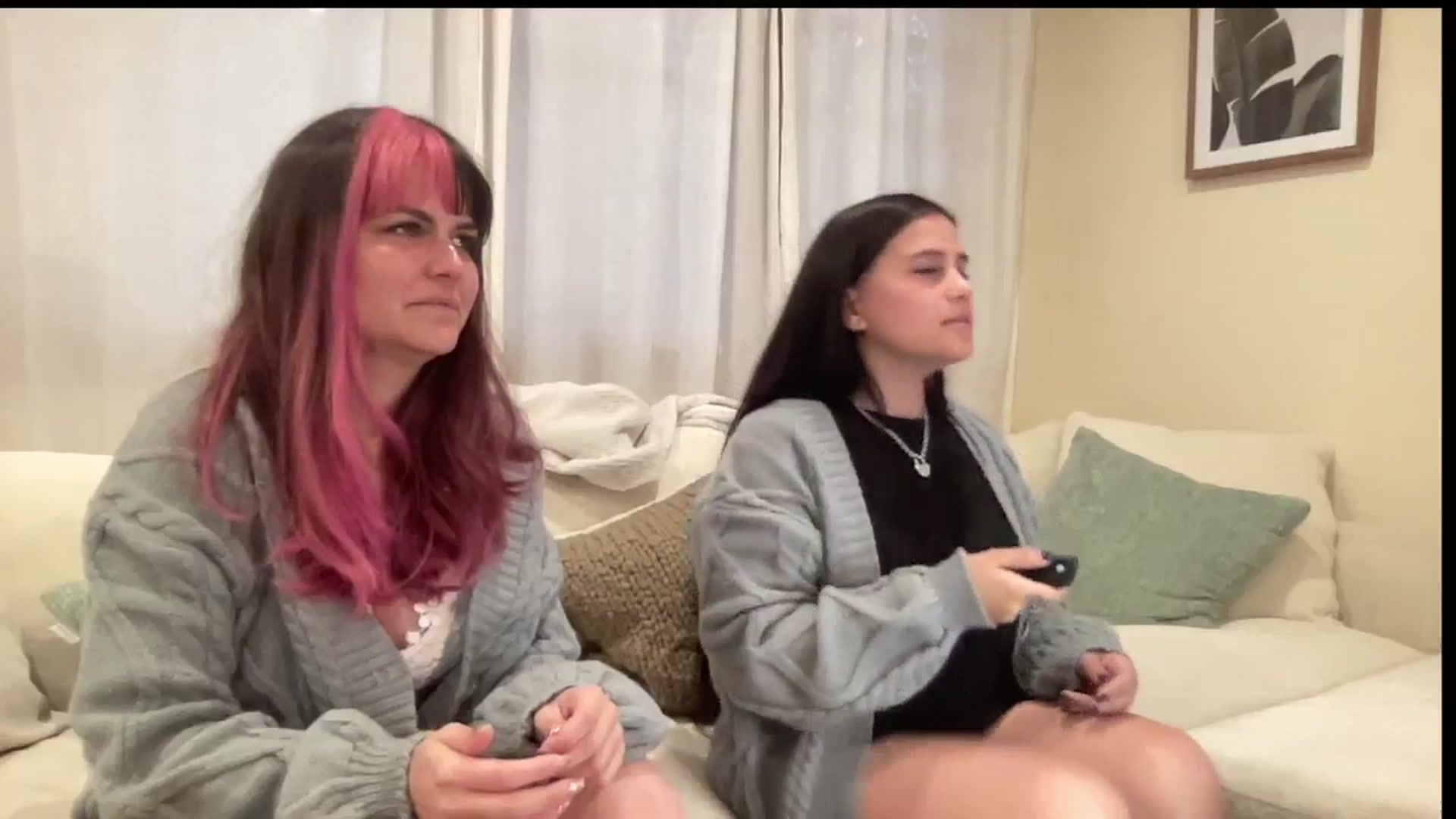 Gallery image thumbnail from DahliaIsDopey's myfreecams stream on, 05/25/2024, 04:53 image 2 of 20