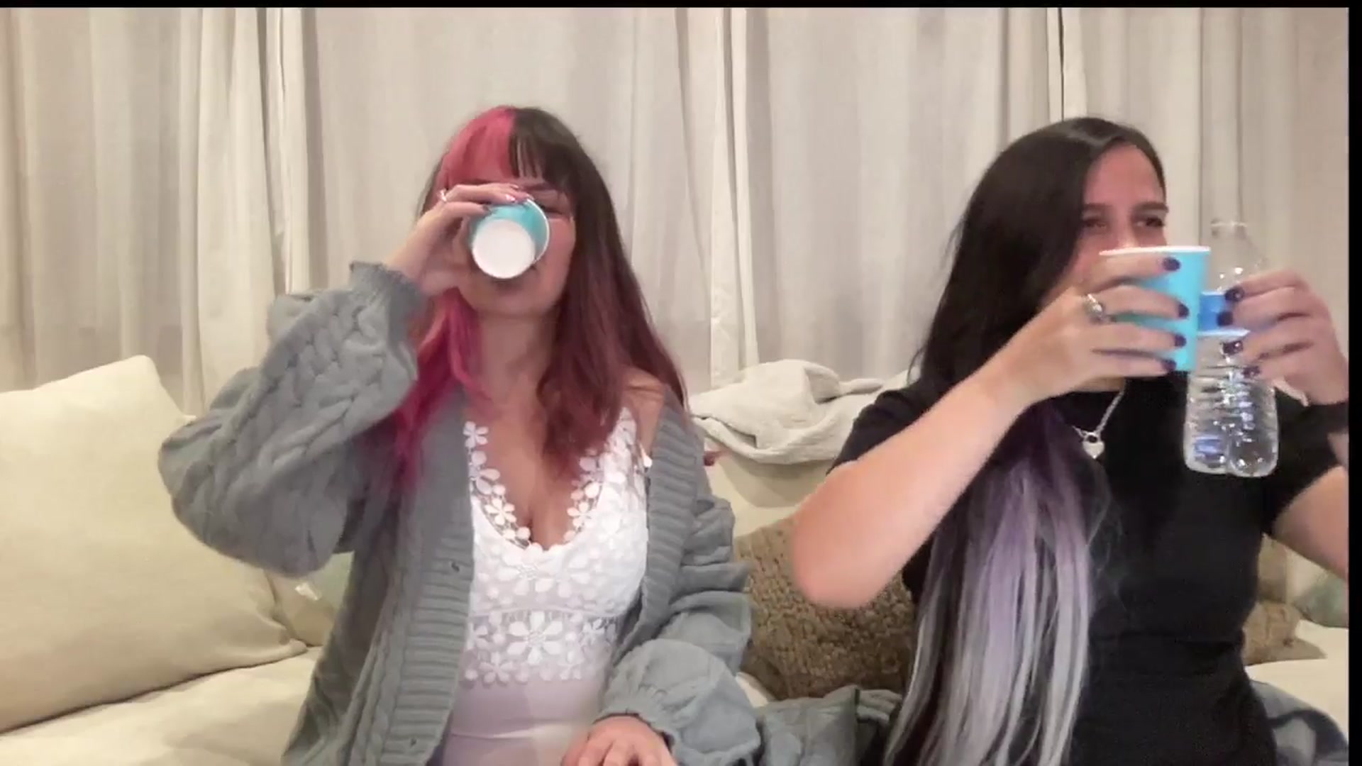 Gallery image thumbnail from DahliaIsDopey's myfreecams stream on, 05/25/2024, 04:53 image 6 of 20