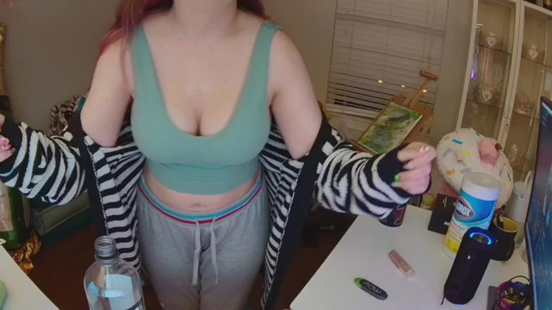 Gallery image thumbnail from DahliaIsDopey's myfreecams stream on, 05/31/2024, 01:05 image 14 of 20
