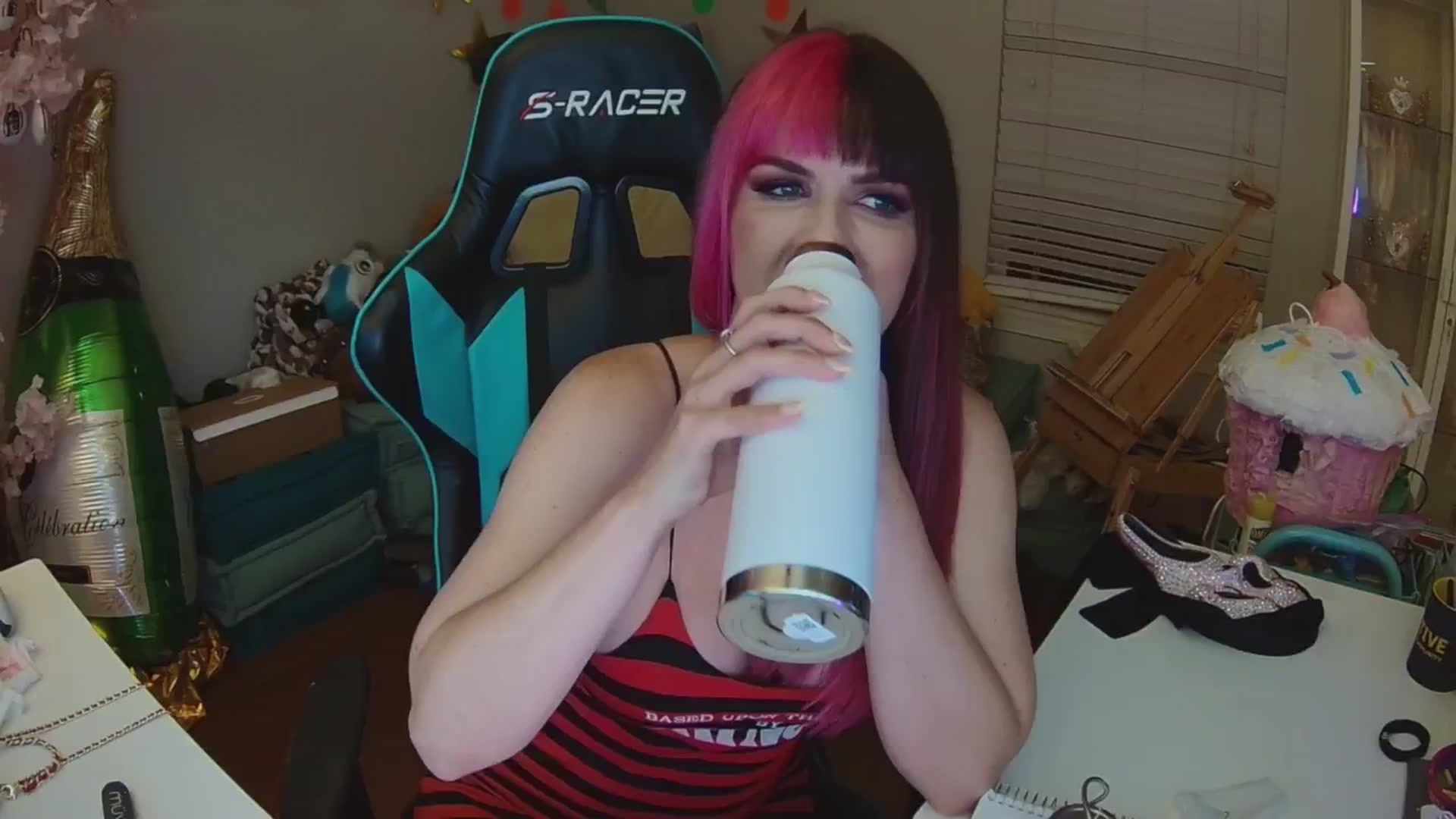 Gallery image thumbnail from DahliaIsDopey's myfreecams stream on, 07/24/2024, 03:36 image 8 of 20