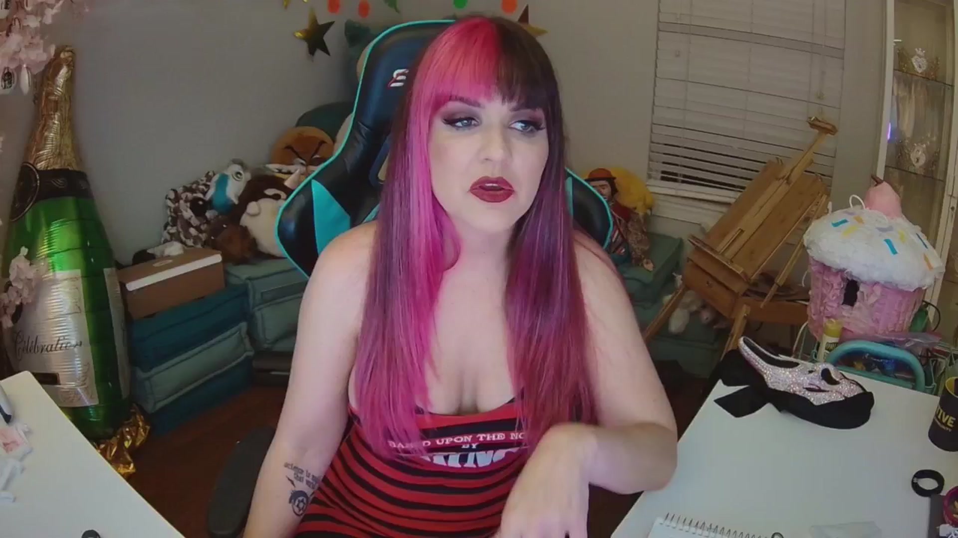 Gallery image thumbnail from DahliaIsDopey's myfreecams stream on, 07/24/2024, 03:36 image 17 of 20