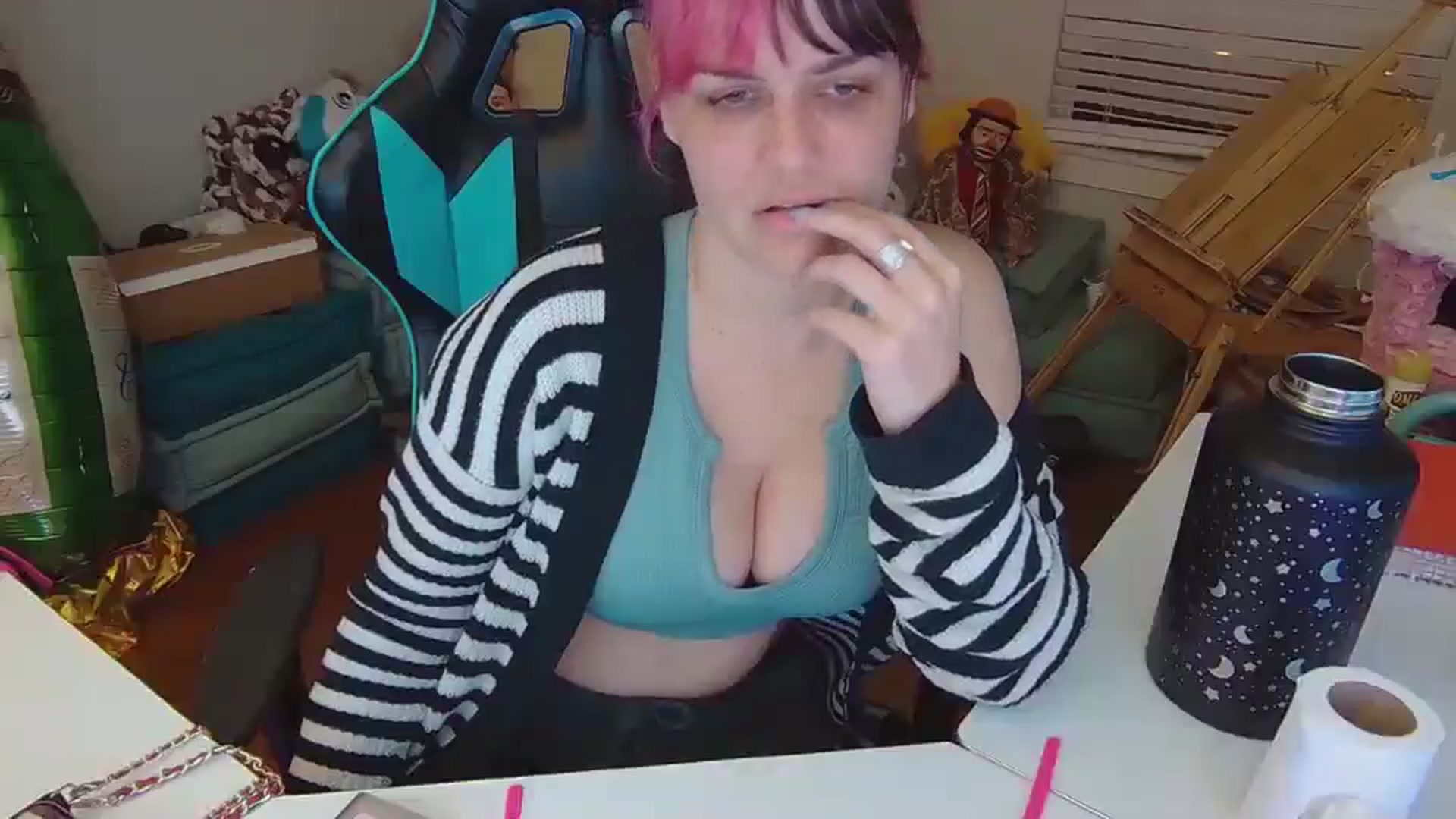 Gallery image thumbnail from DahliaIsDopey's myfreecams stream on, 08/13/2024, 02:56 image 11 of 20