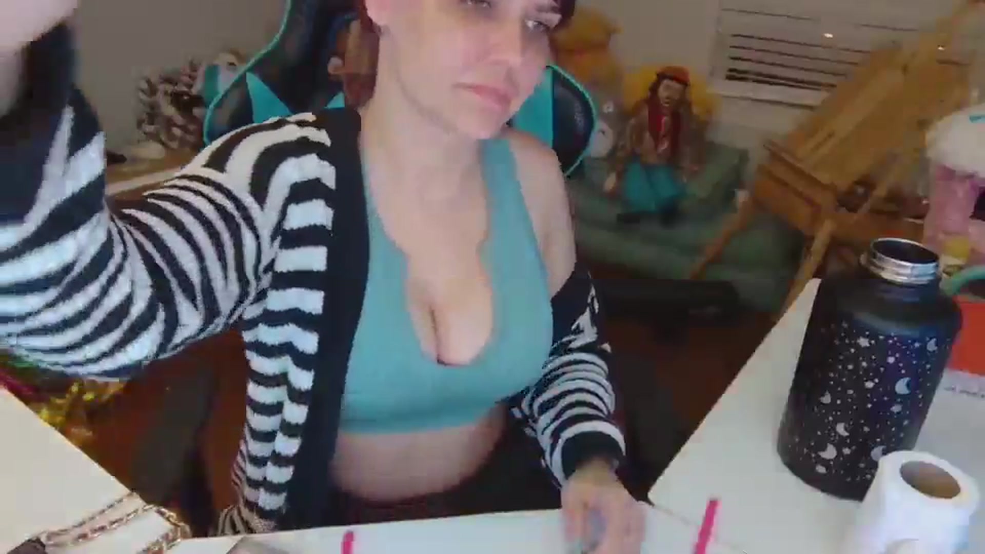 Gallery image thumbnail from DahliaIsDopey's myfreecams stream on, 08/13/2024, 02:56 image 10 of 20