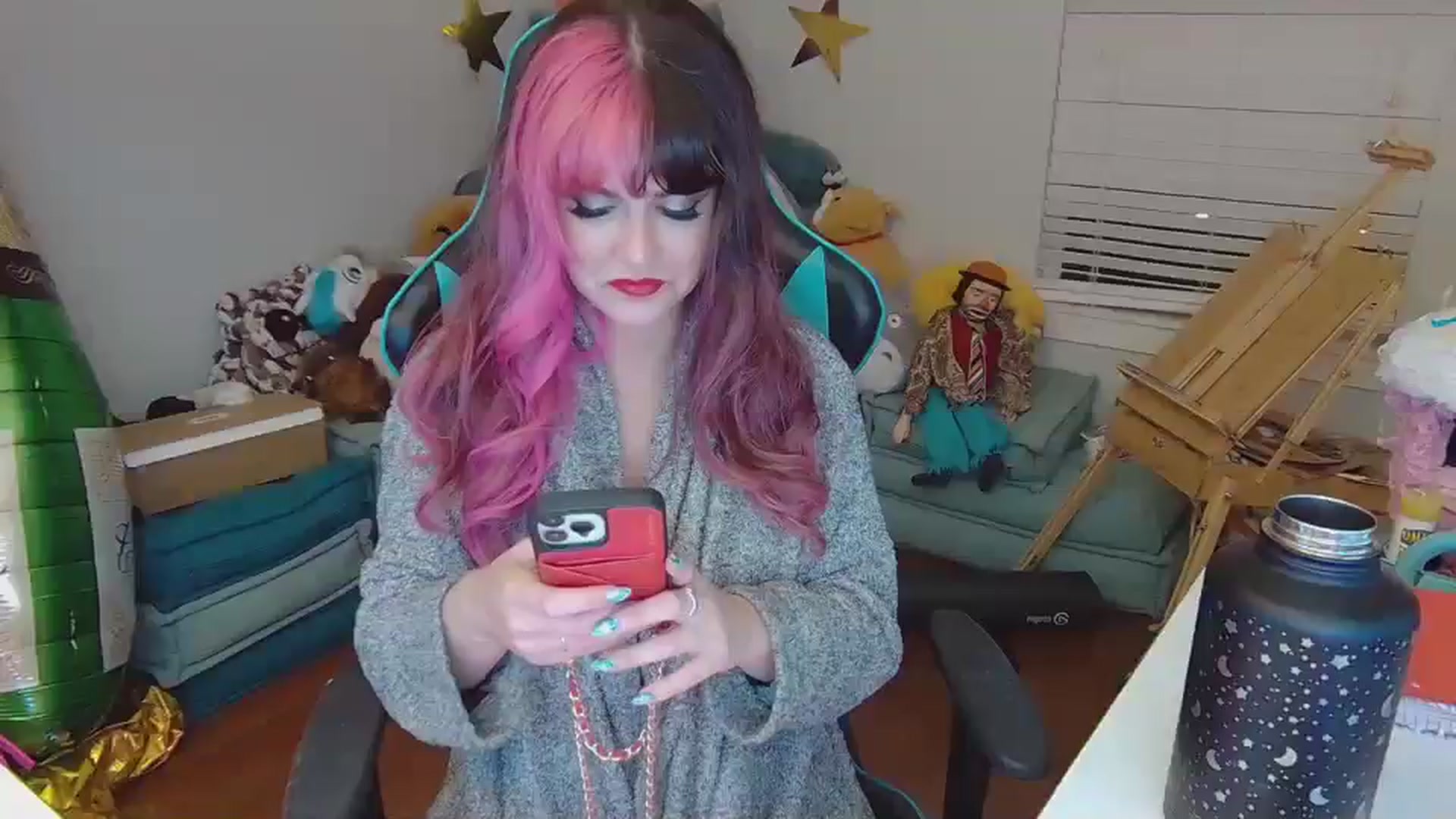 Gallery image thumbnail from DahliaIsDopey's myfreecams stream on, 08/15/2024, 03:24 image 1 of 20