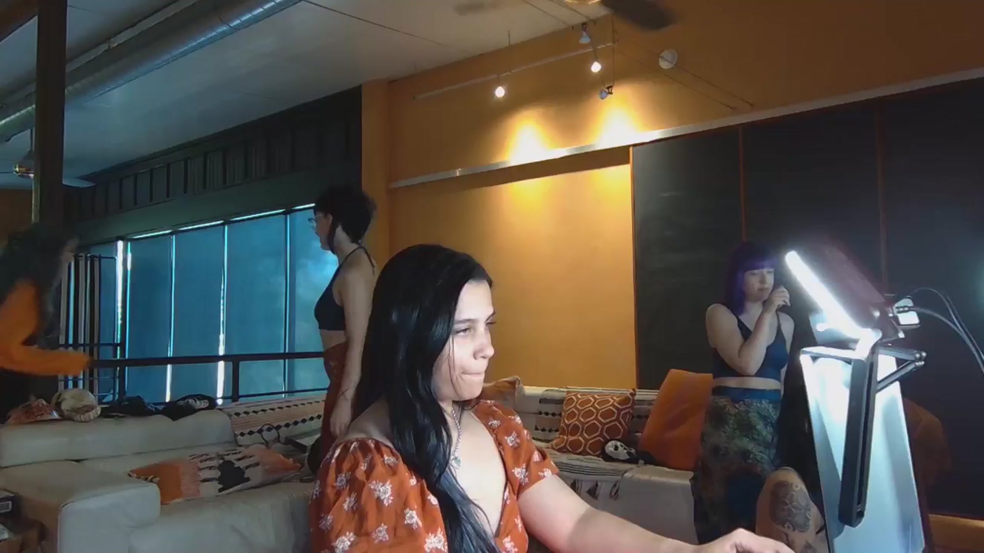 Gallery image thumbnail from DahliaIsDopey's myfreecams stream on, 09/18/2024, 24:01 image 1 of 20