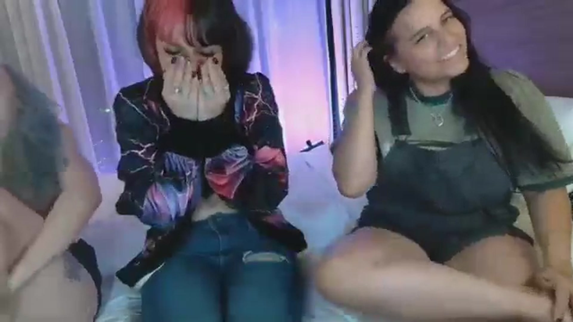 Gallery image thumbnail from DahliaIsDopey's myfreecams stream on, 09/21/2024, 06:26 image 19 of 20