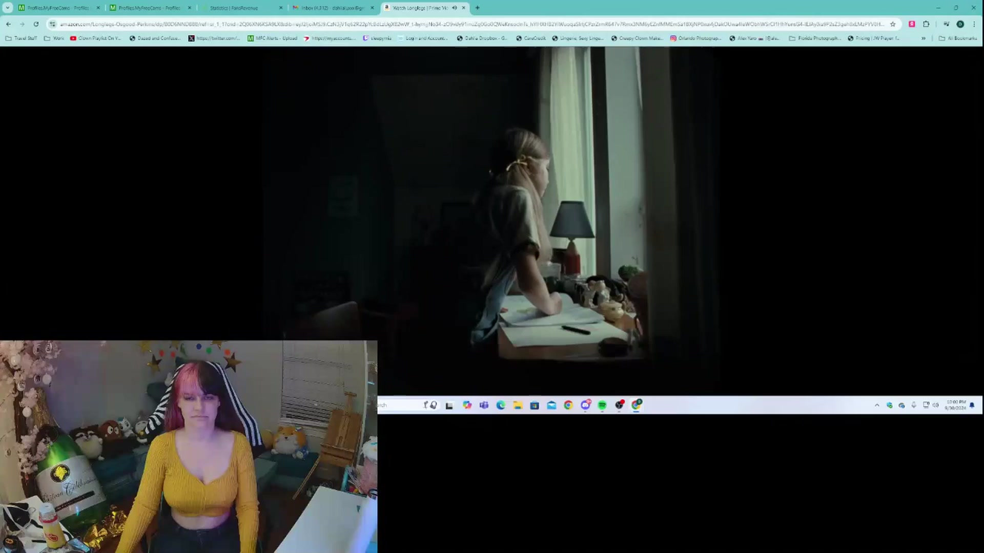 Gallery image thumbnail from DahliaIsDopey's myfreecams stream on, 10/01/2024, 02:09 image 15 of 20