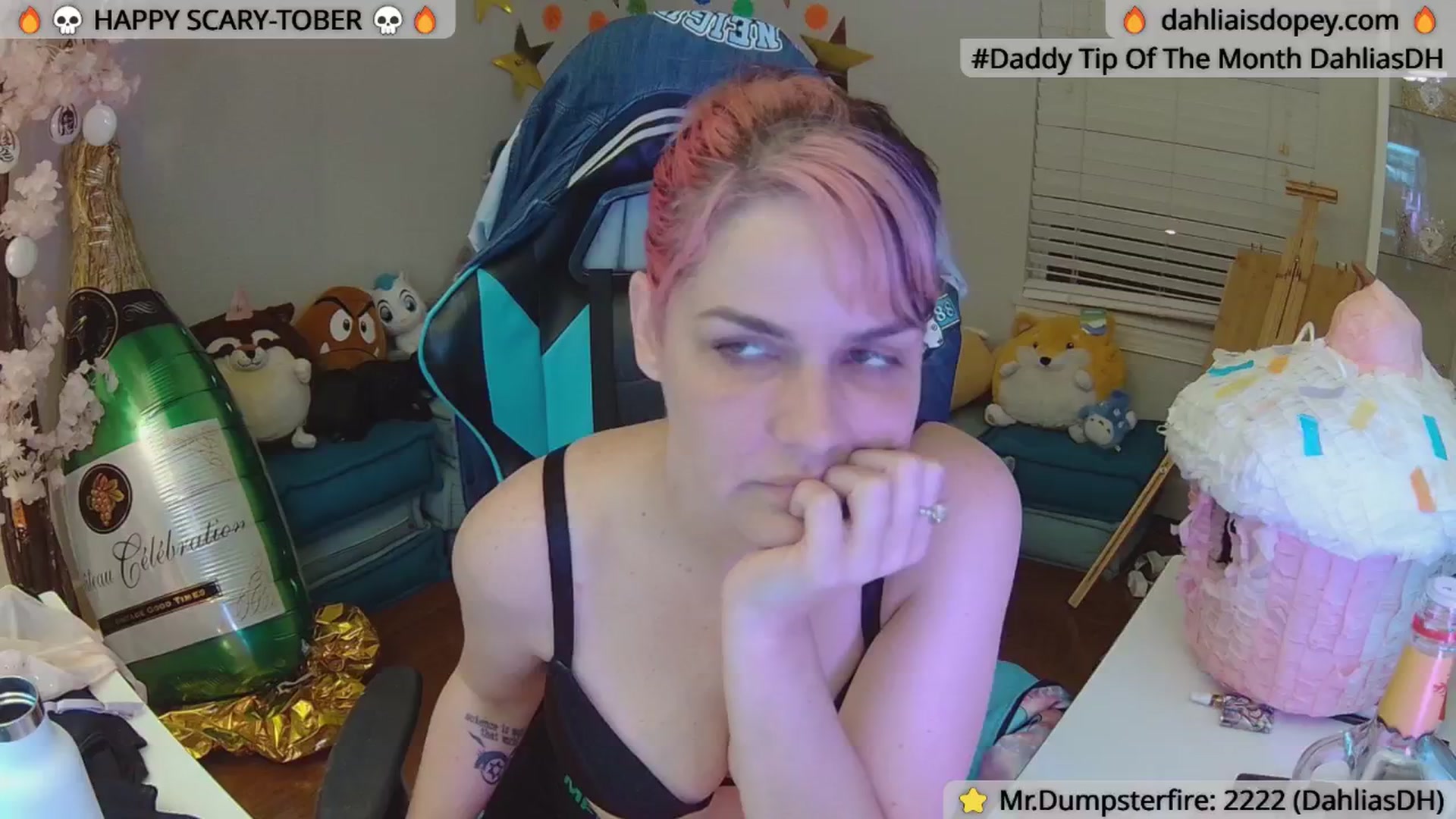 Gallery image thumbnail from DahliaIsDopey's myfreecams stream on, 10/23/2024, 02:54 image 3 of 20